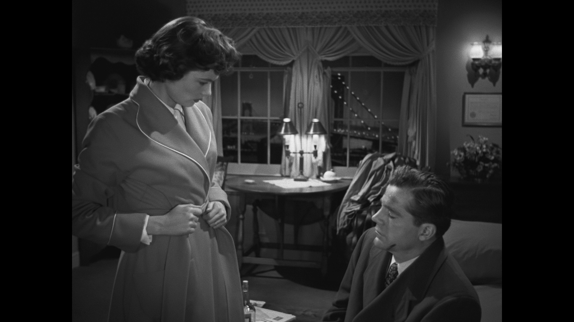 Where the Sidewalk Ends (1950) —  shot,  lighting