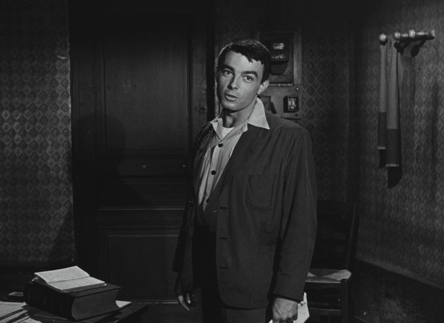 Crime and Punishment (1956) —  shot,  lighting