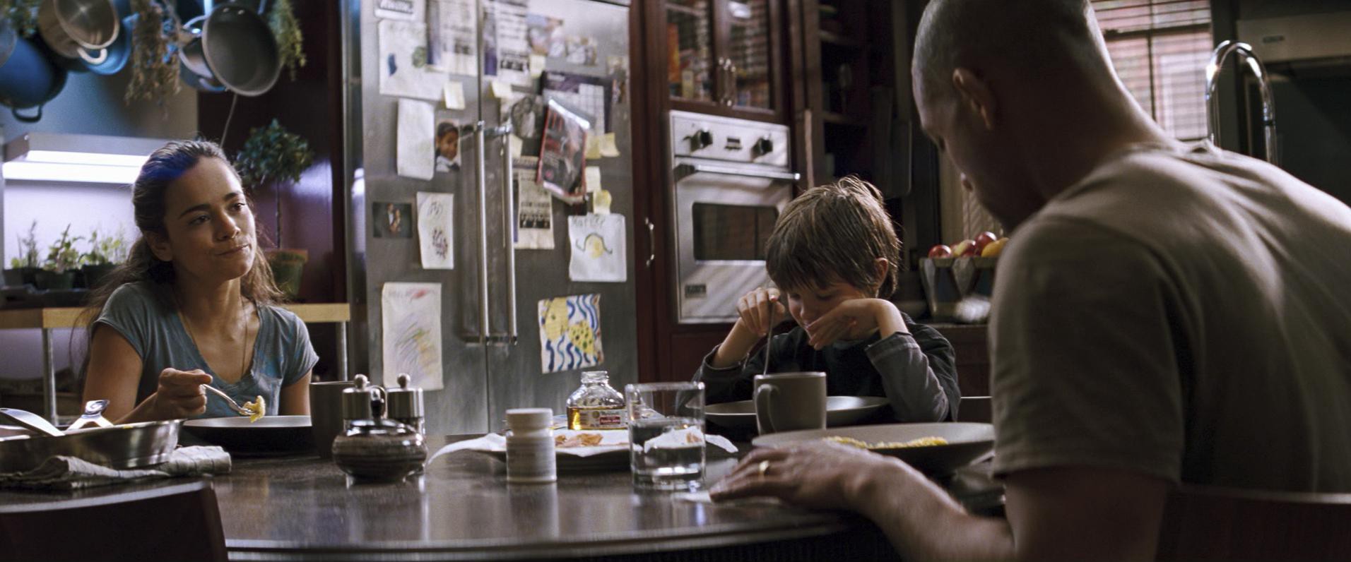 I Am Legend (2007) —  shot,  lighting