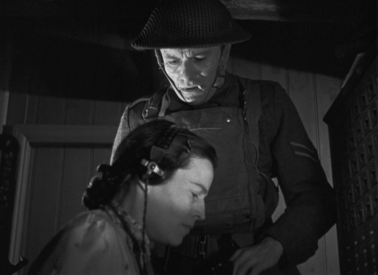 48 Hours (1942) —  shot,  lighting