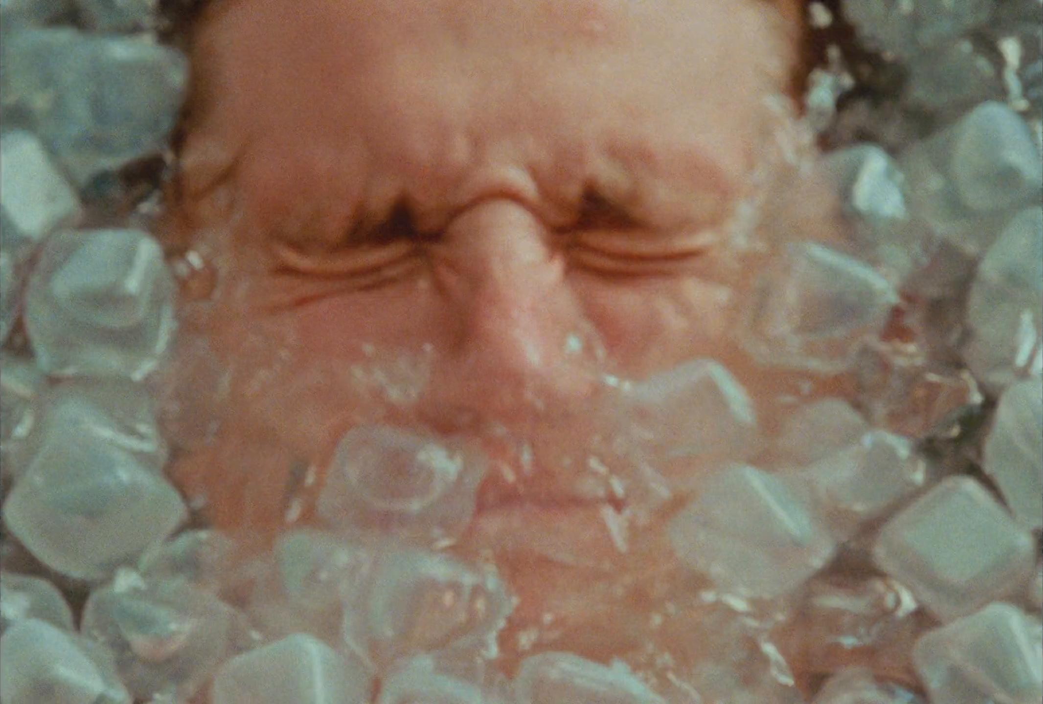 Estrid - Very lagom razors (2024) —  shot,  lighting