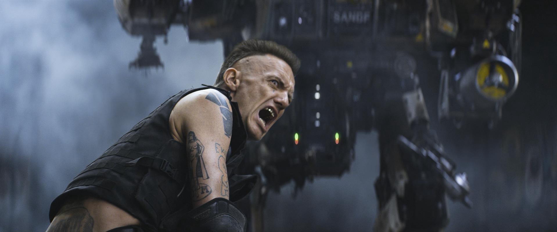 Chappie (2015) —  shot,  lighting