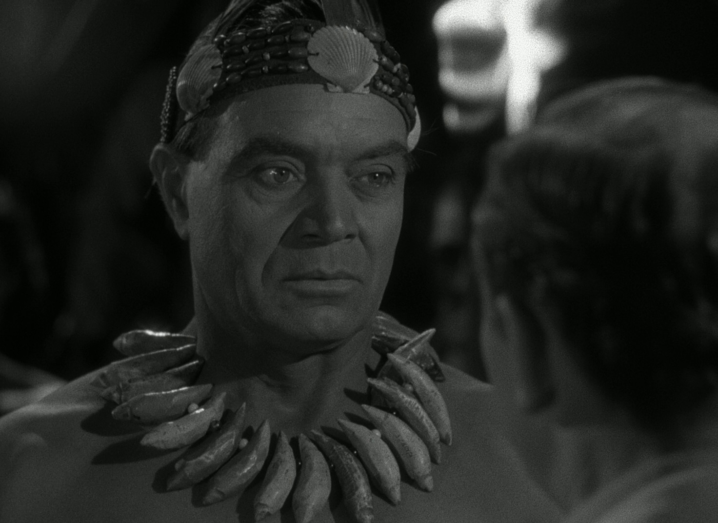 The Mad Doctor of Market Street (1942) —  shot,  lighting