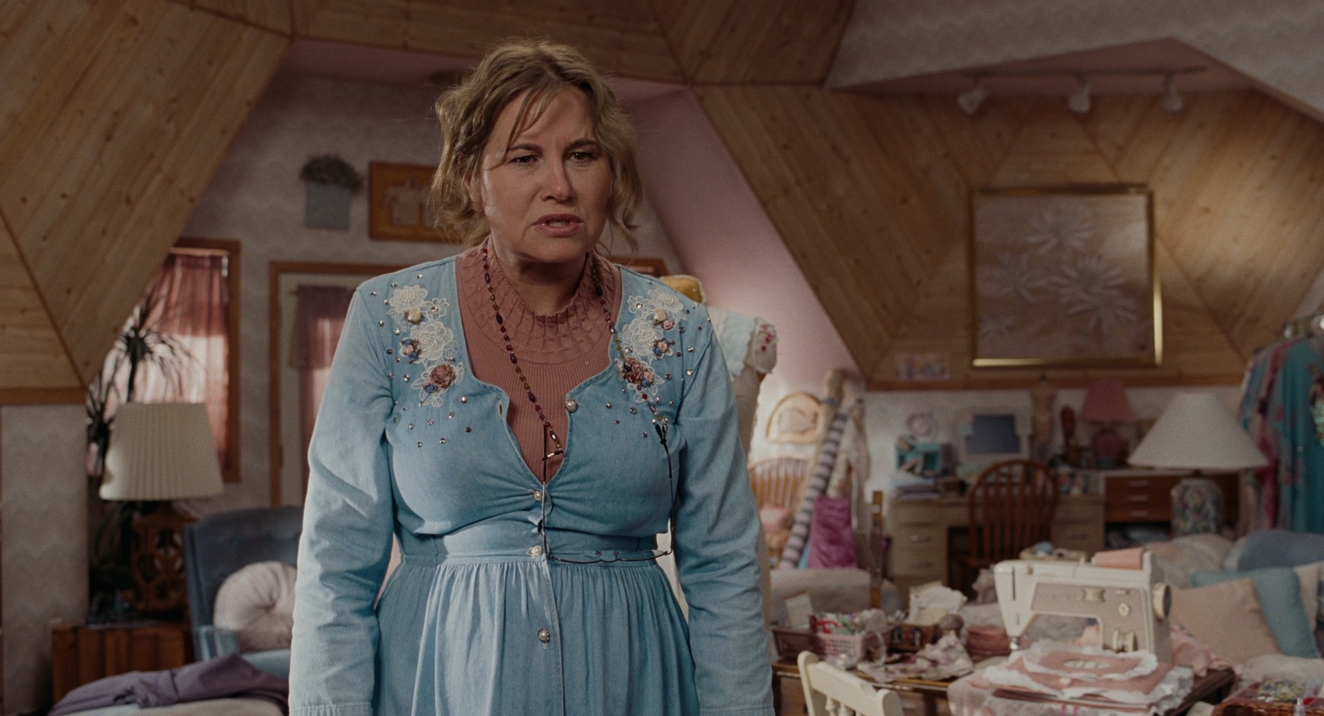 Gentlemen Broncos (2009) —  shot,  lighting