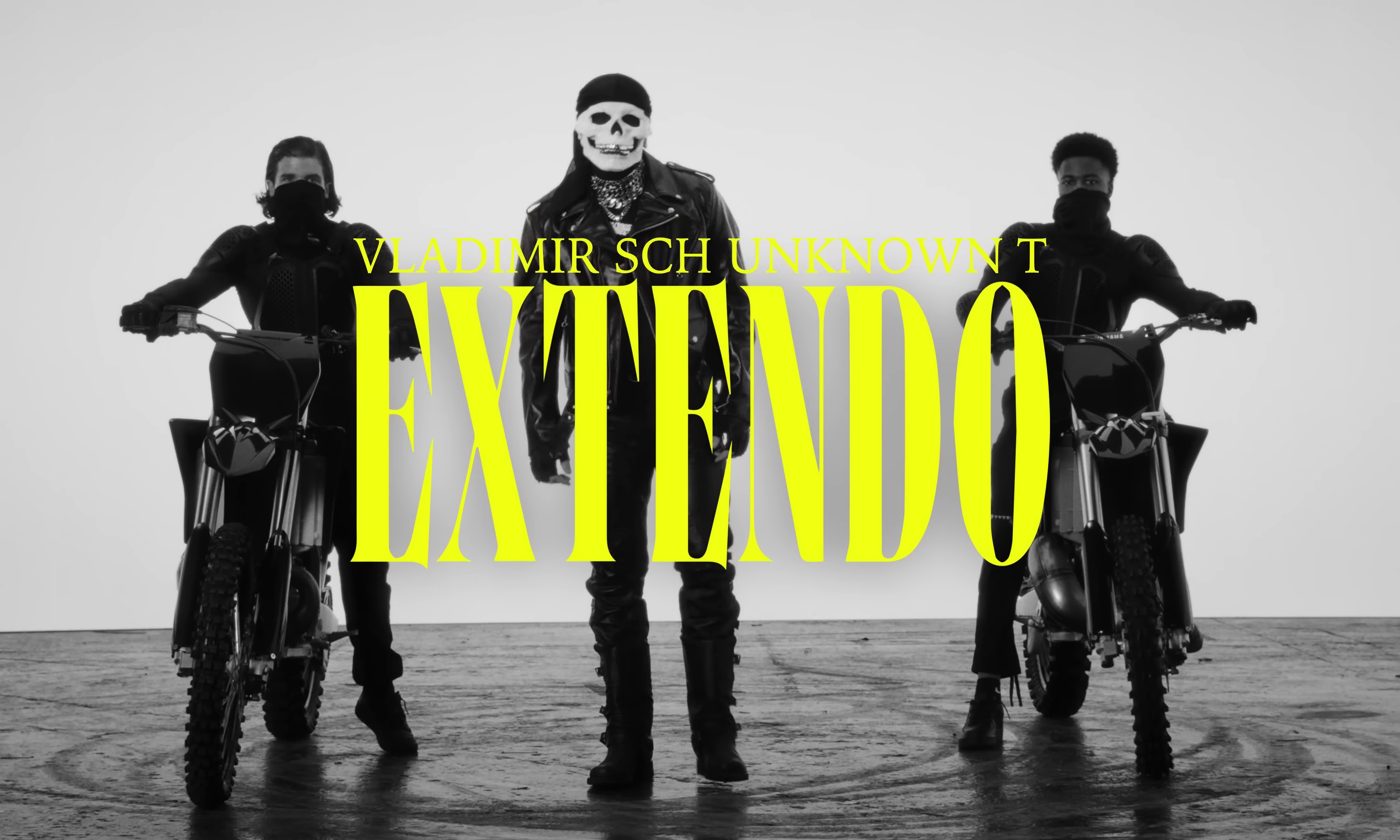 Extendo  (2023) —  shot,  lighting