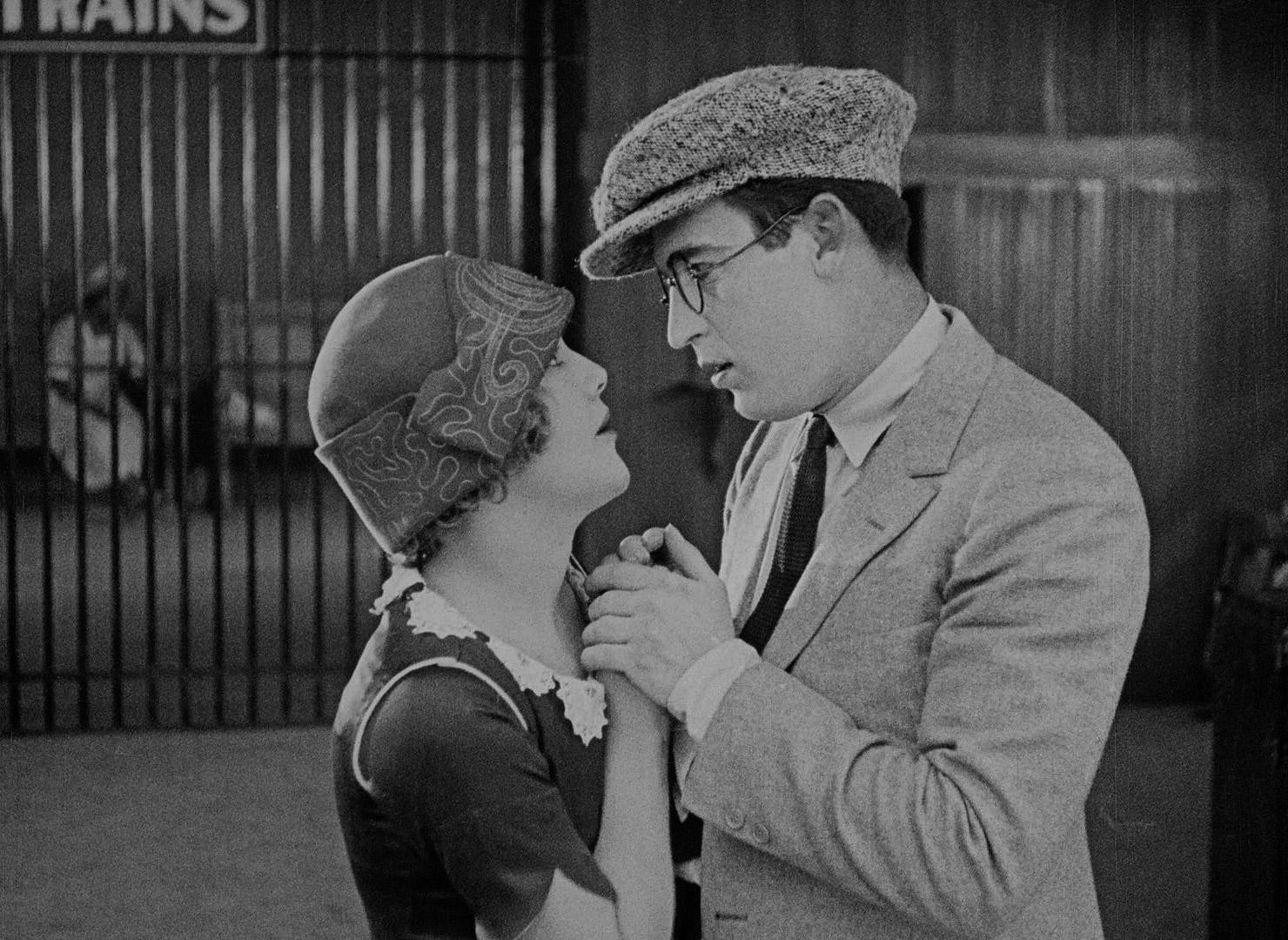 Safety Last! (1923) —  shot,  lighting