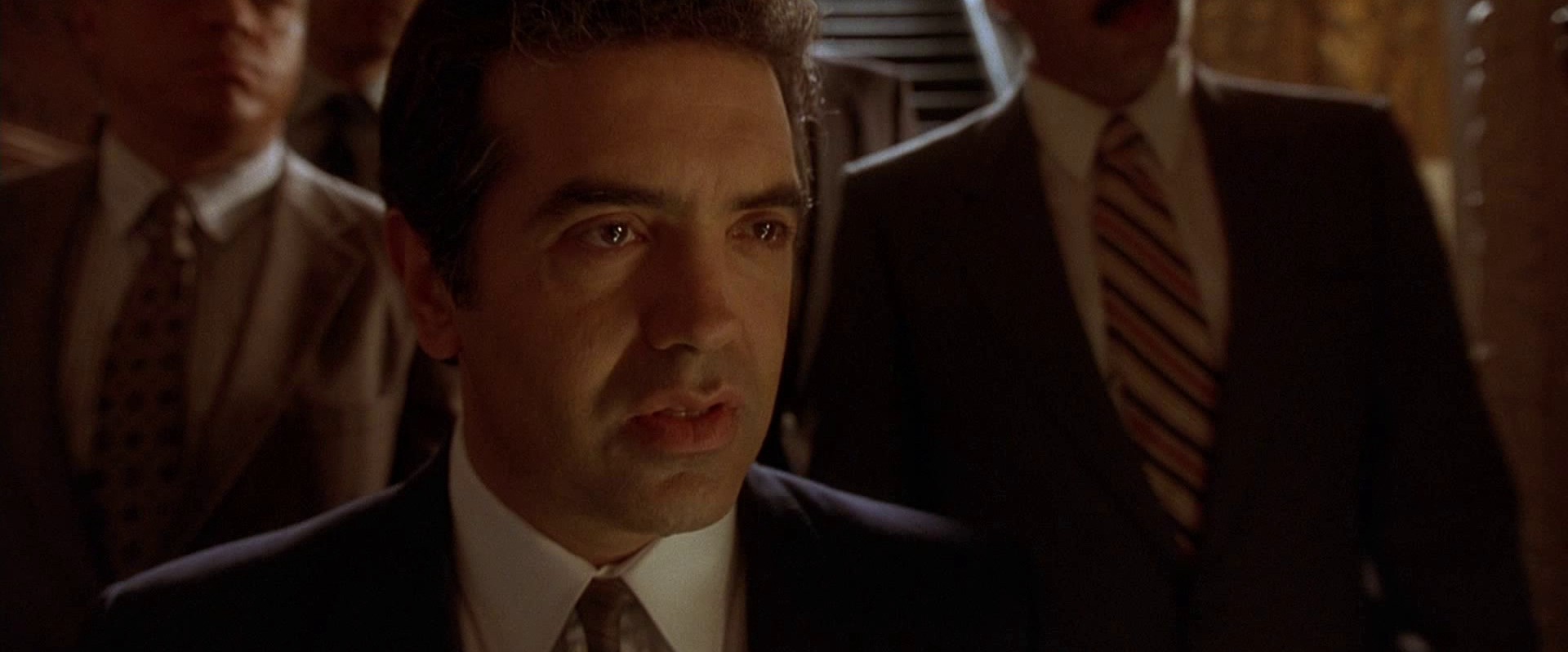 The Usual Suspects (1995) —  shot,  lighting