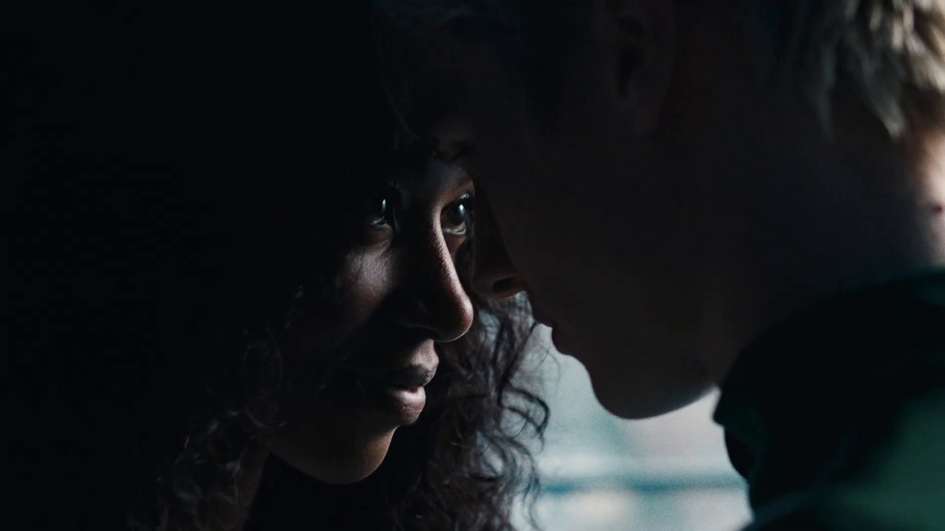 Giving Up Air (2025) —  shot,  lighting