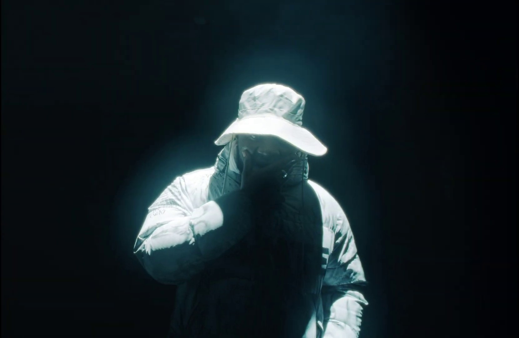 Babi (2020) —  shot,  lighting