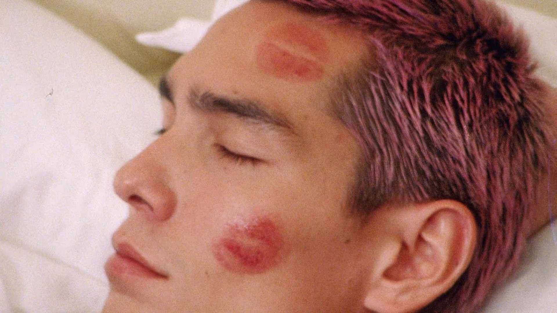 Glossier Holiday 2021 (2021) —  shot,  lighting