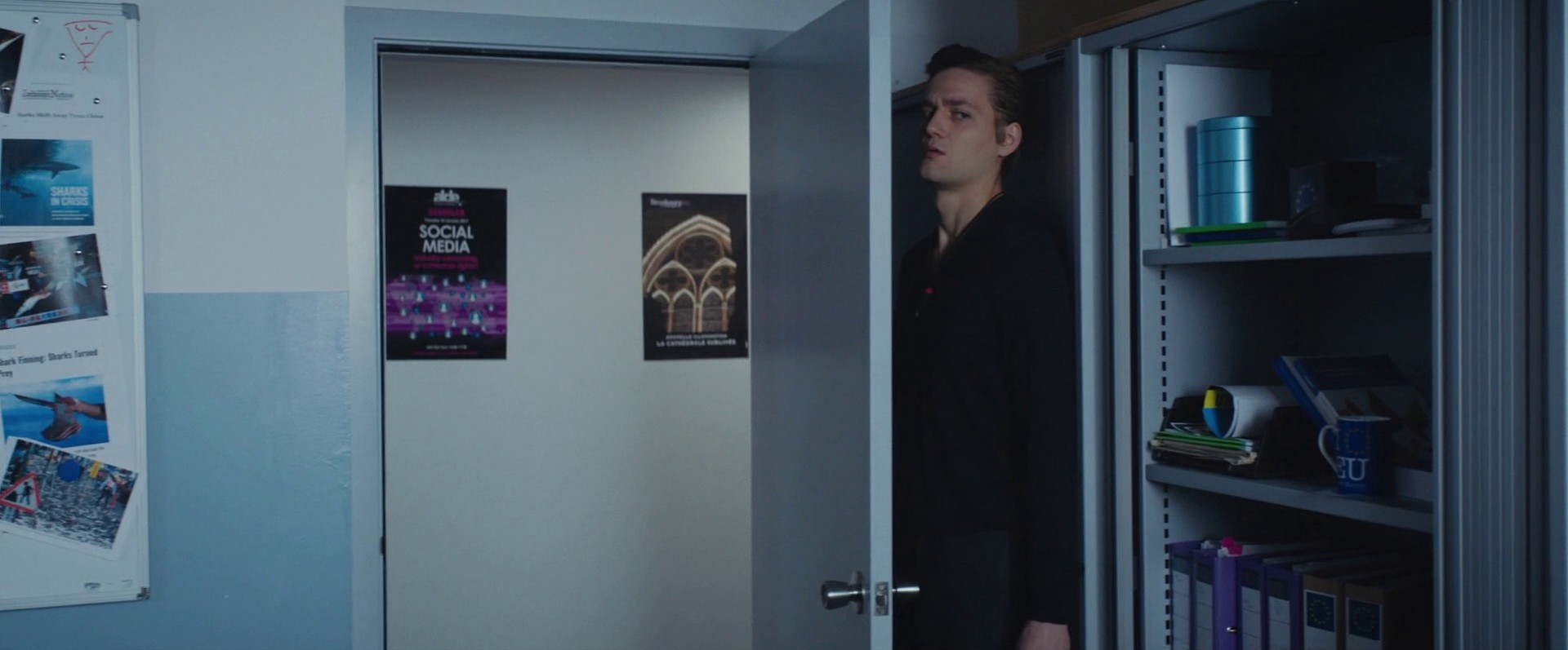 Le plus vieux métier du monde (2020) —  shot,  lighting