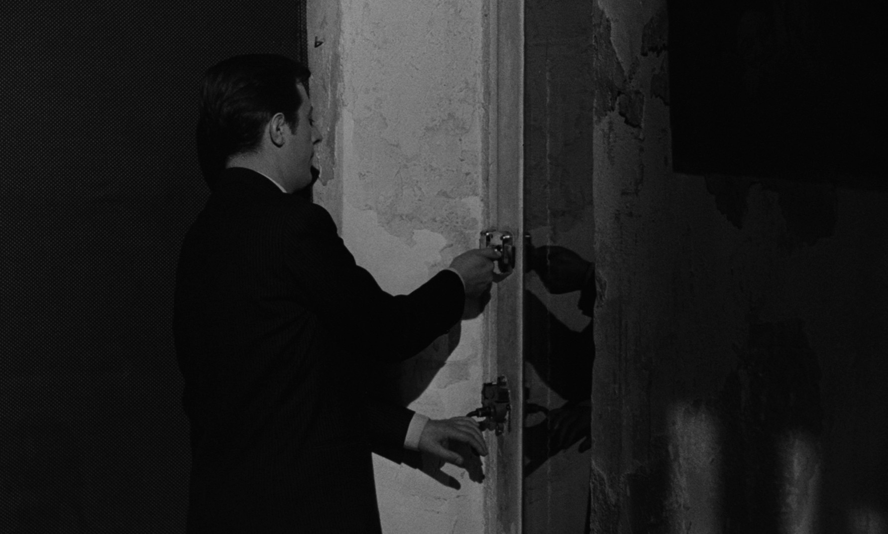 The Corrupt (1963) —  shot,  lighting