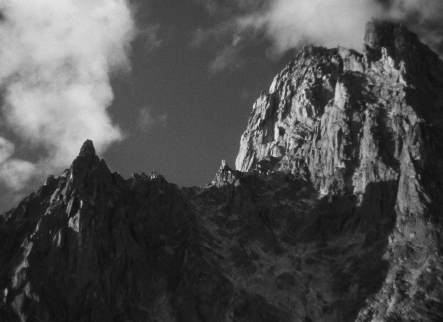 Premier de cordée (1944) —  shot,  lighting