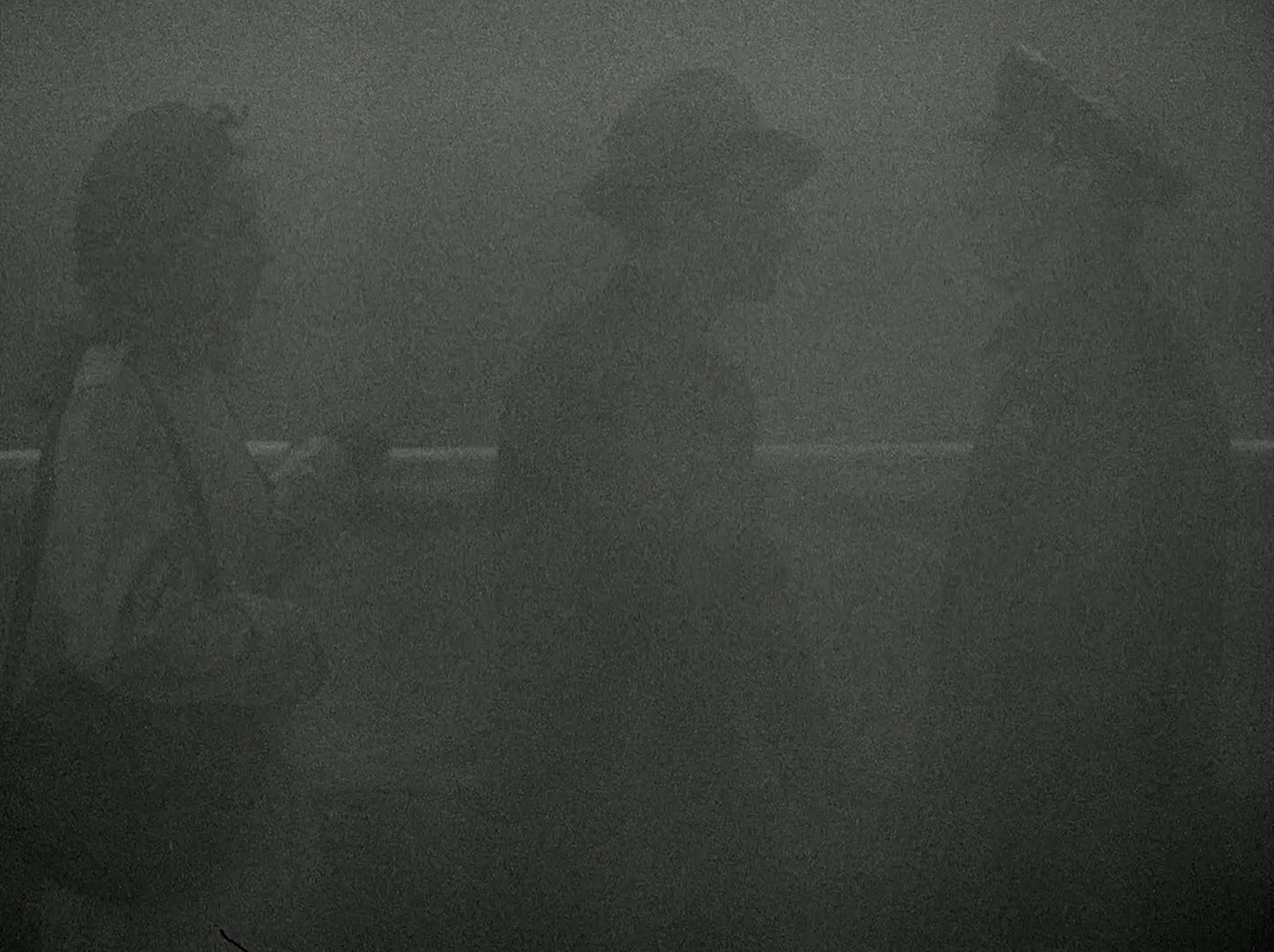 Escape in the Fog (1945) —  shot,  lighting