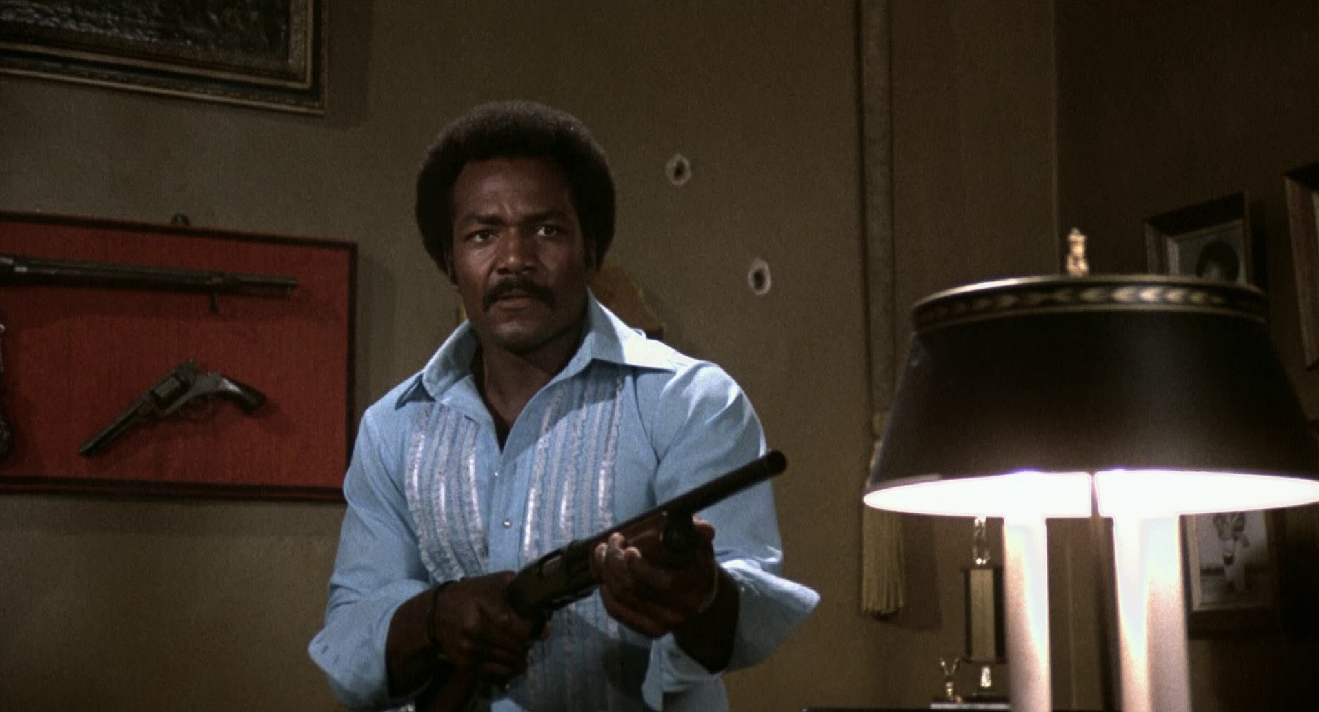 Black Gunn (1972) —  shot,  lighting
