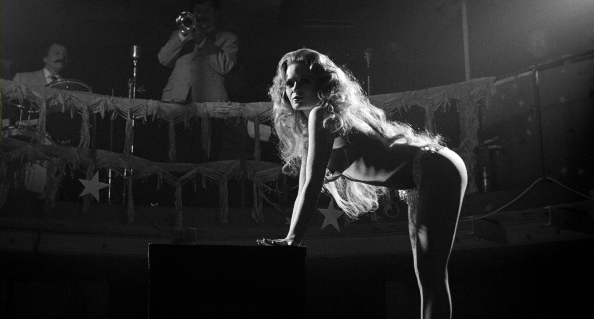 Lenny (1974) —  shot,  lighting