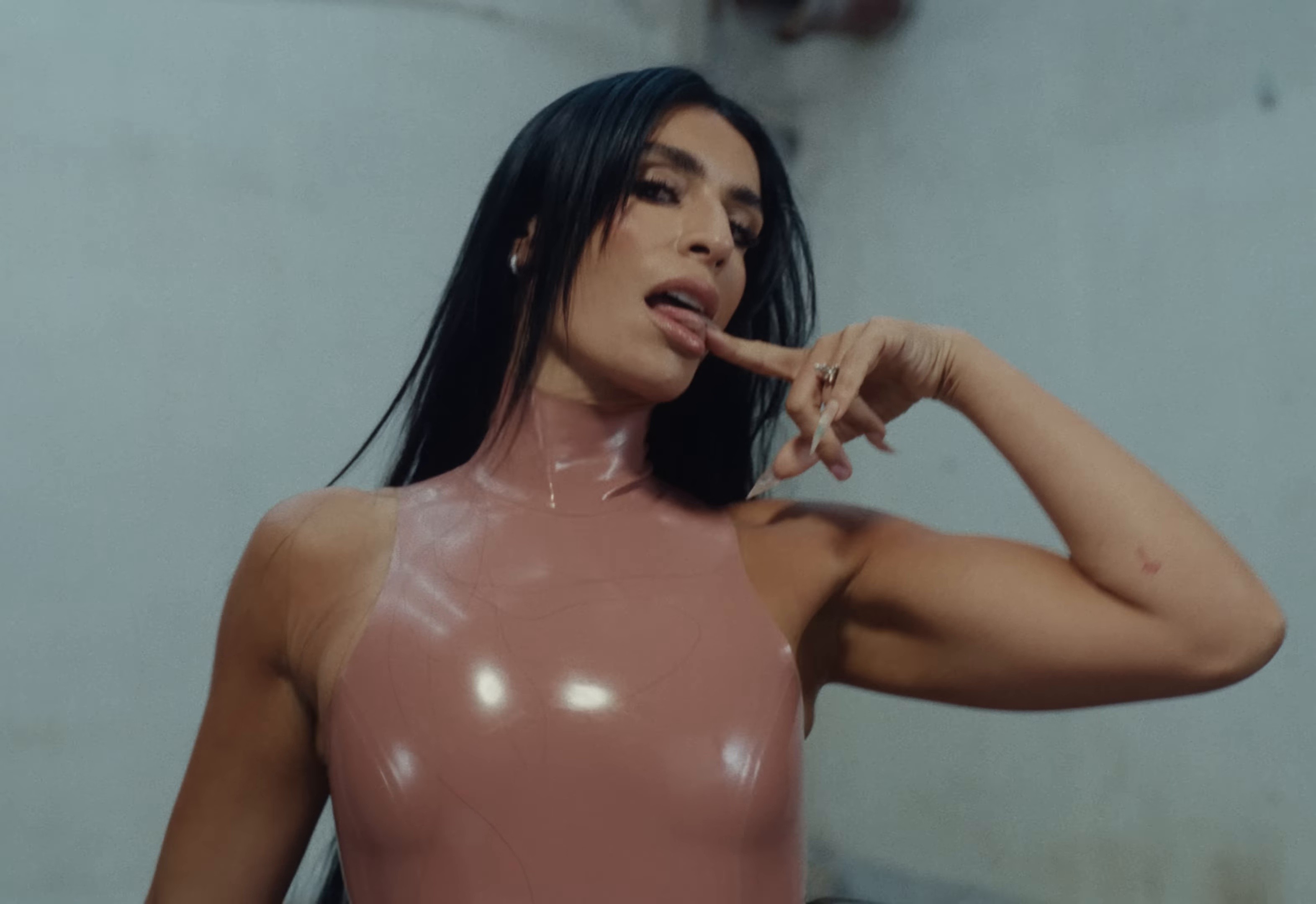 HEROINA (2025) —  shot,  lighting