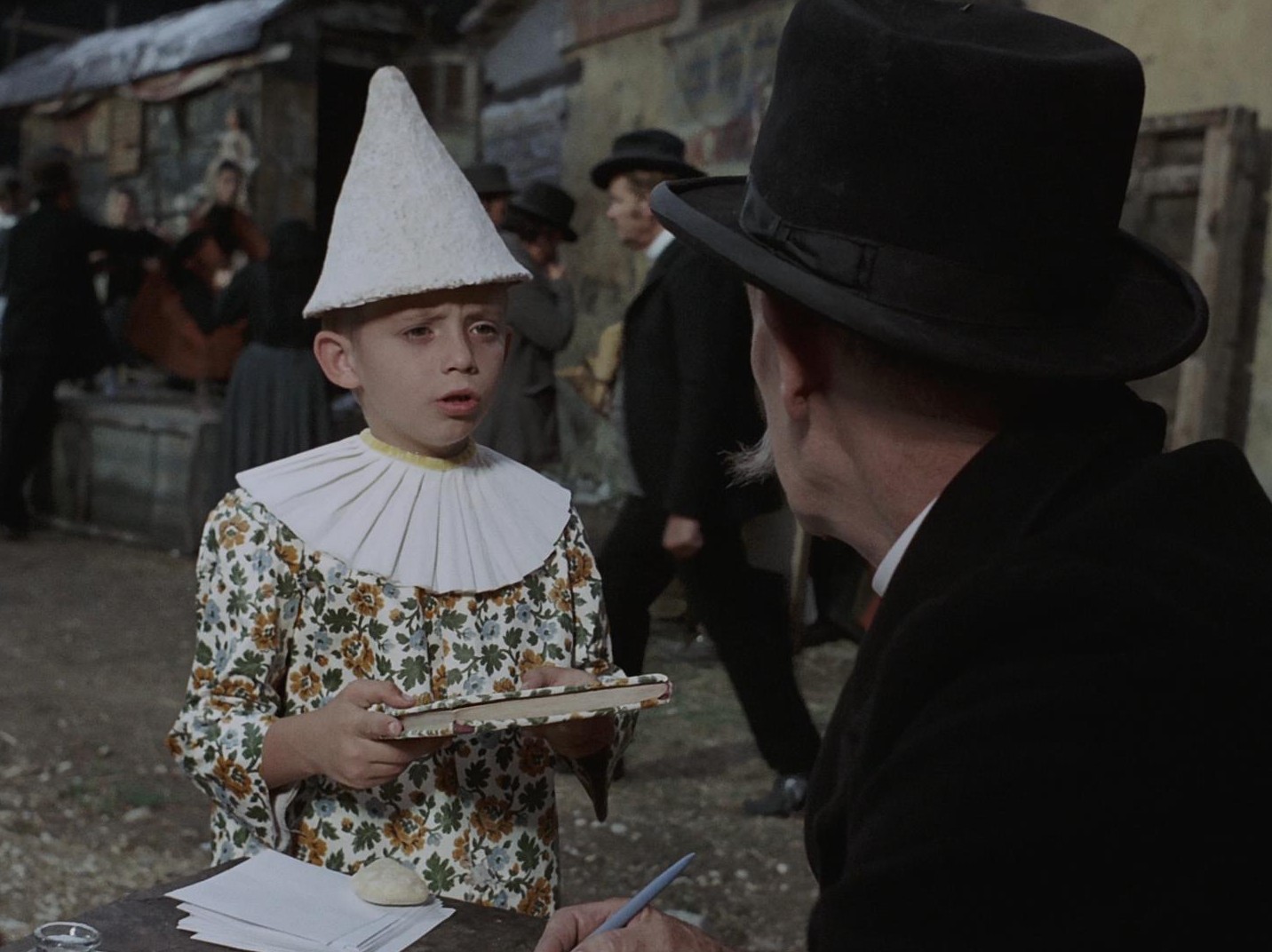 Le avventure di Pinocchio (1972) —  shot,  lighting