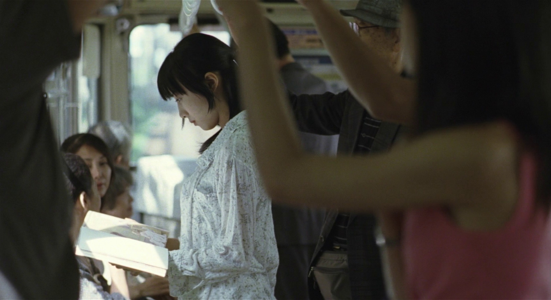 Café Lumière (2004) —  shot,  lighting