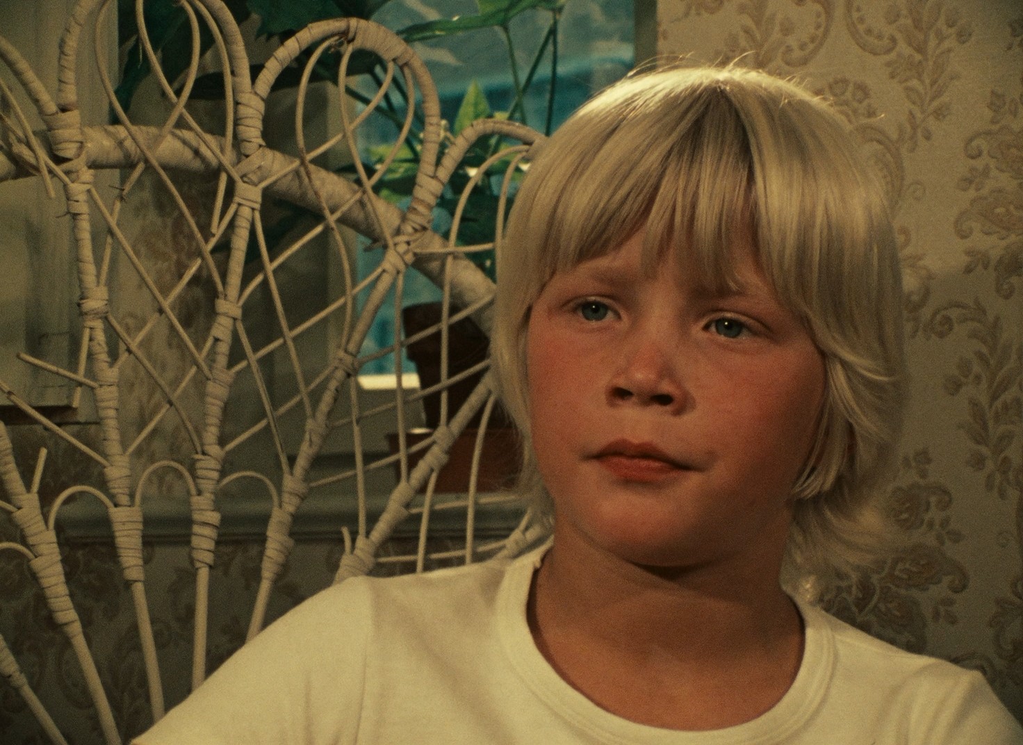 Eight Hours Don't Make a Day (1972) —  shot,  lighting