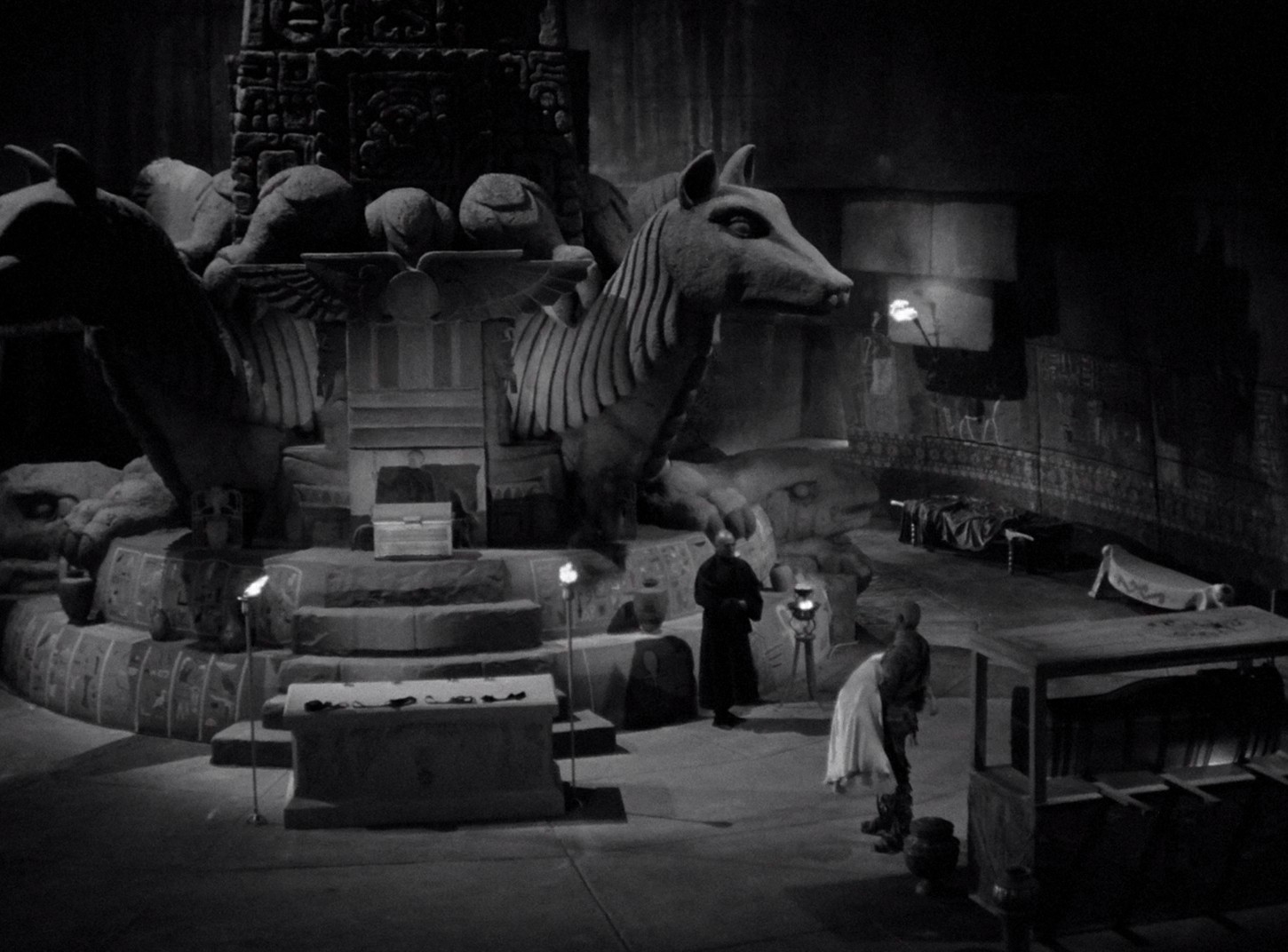 The Mummy's Hand (1940) —  shot,  lighting