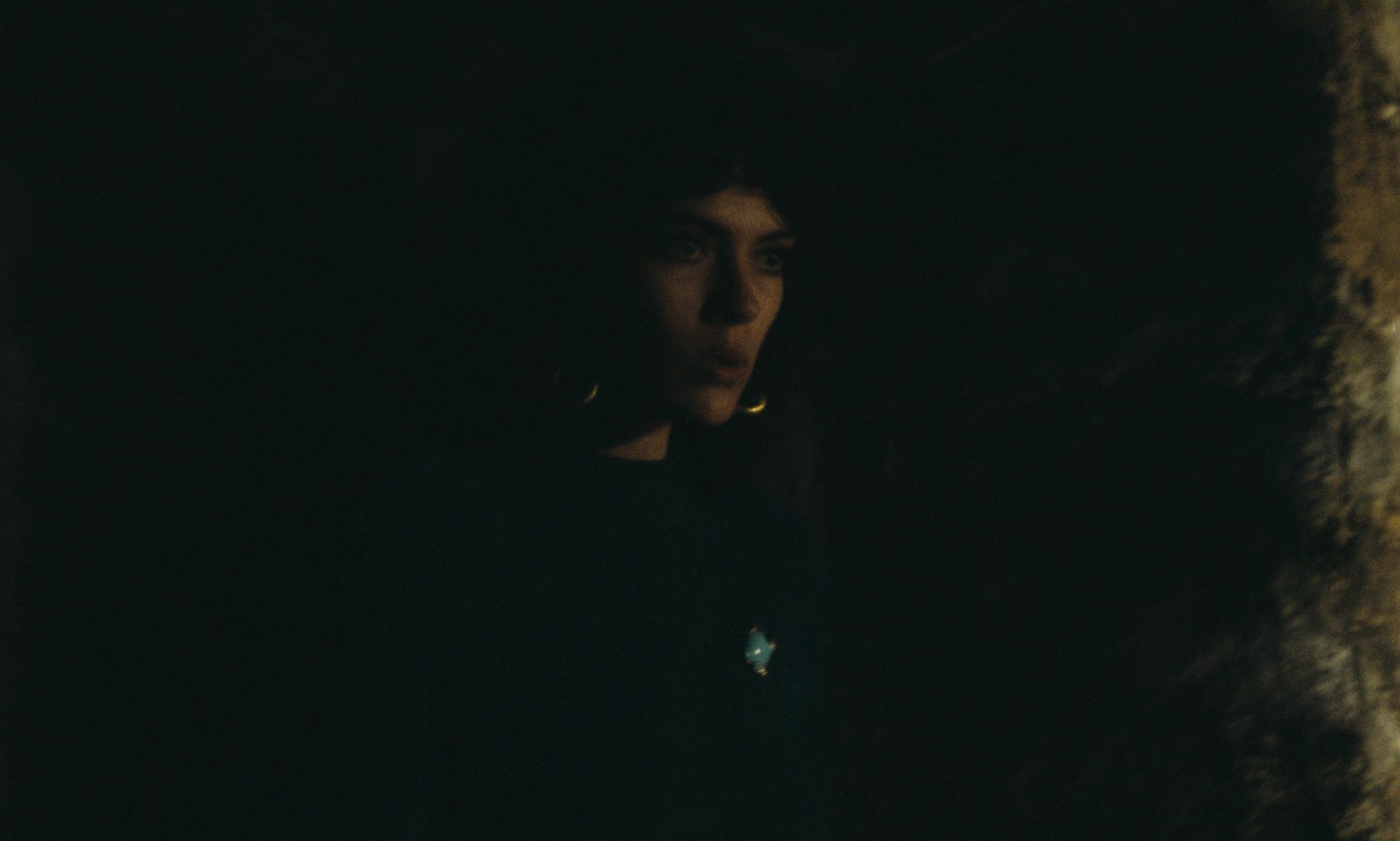 Pick Up Your Belongings (1983) —  shot,  lighting