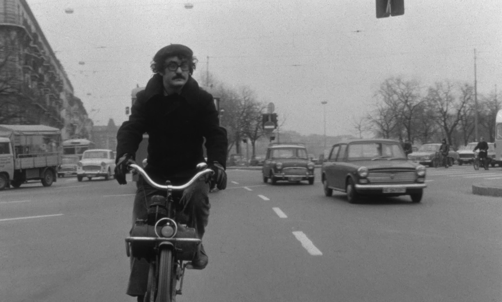 The Salamander (1971) —  shot,  lighting