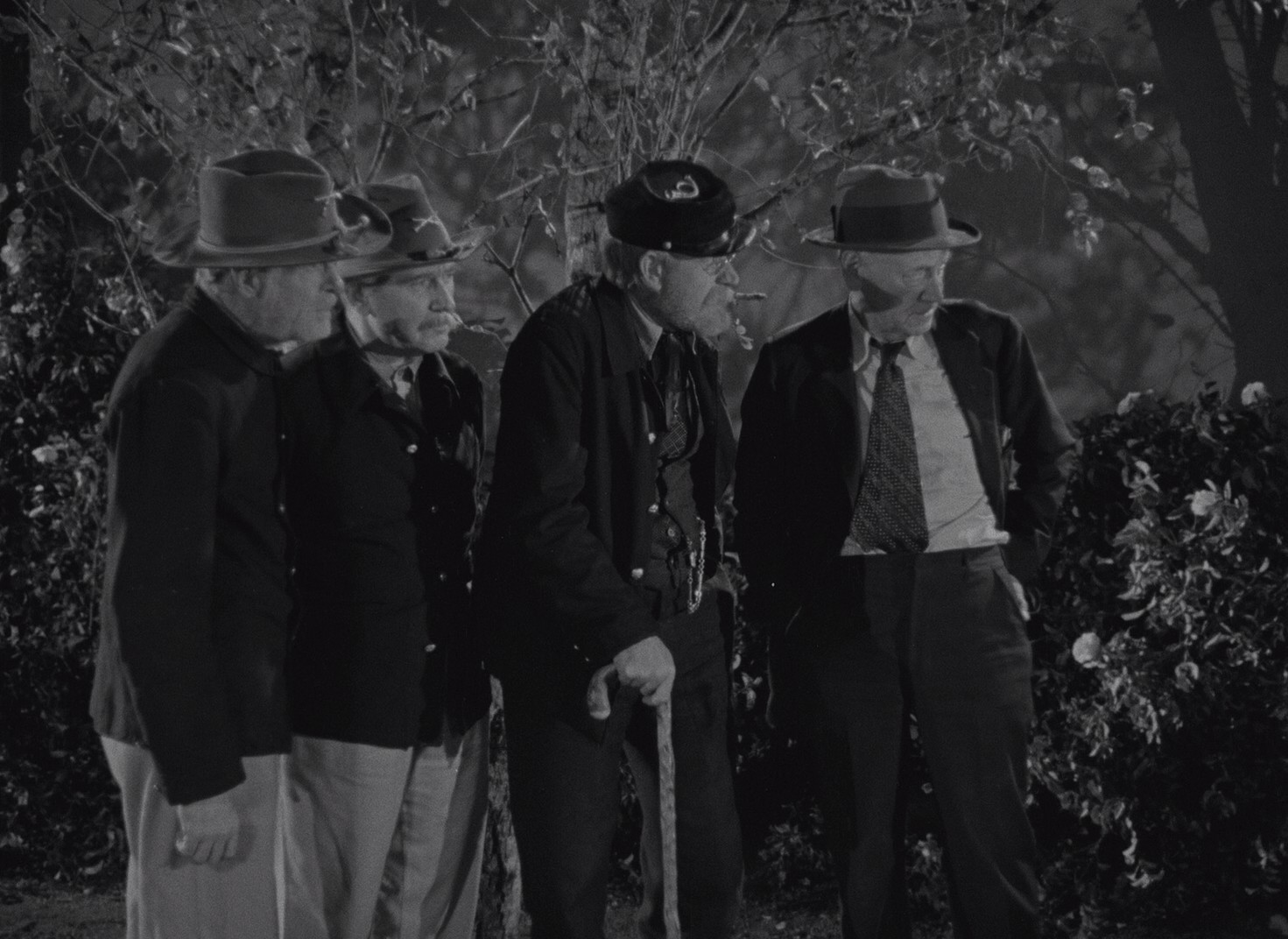 Spies at Work (1939) —  shot,  lighting
