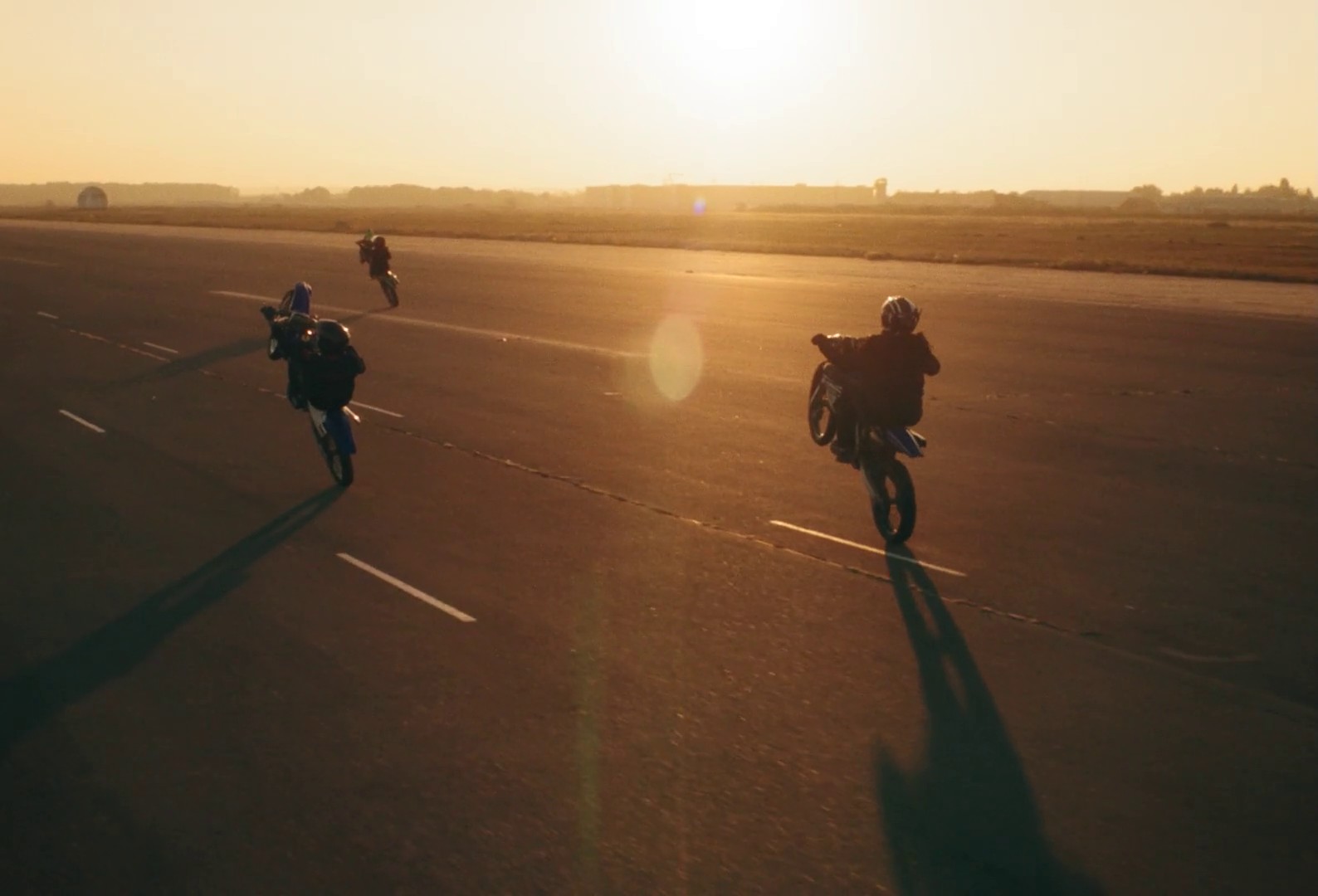 How much ( you want her ) (2018) —  shot,  lighting