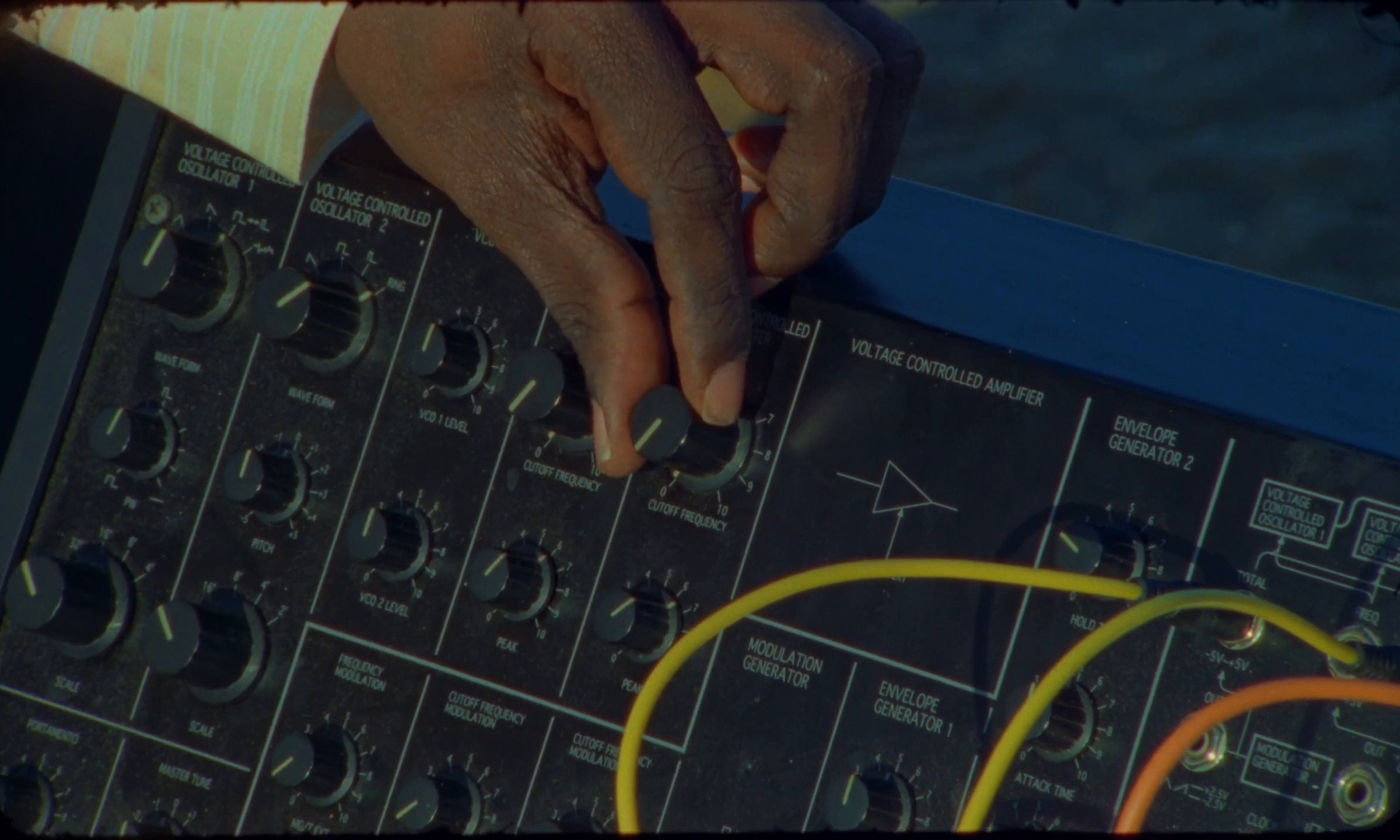 BAWUYPAWUY (2025) —  shot,  lighting