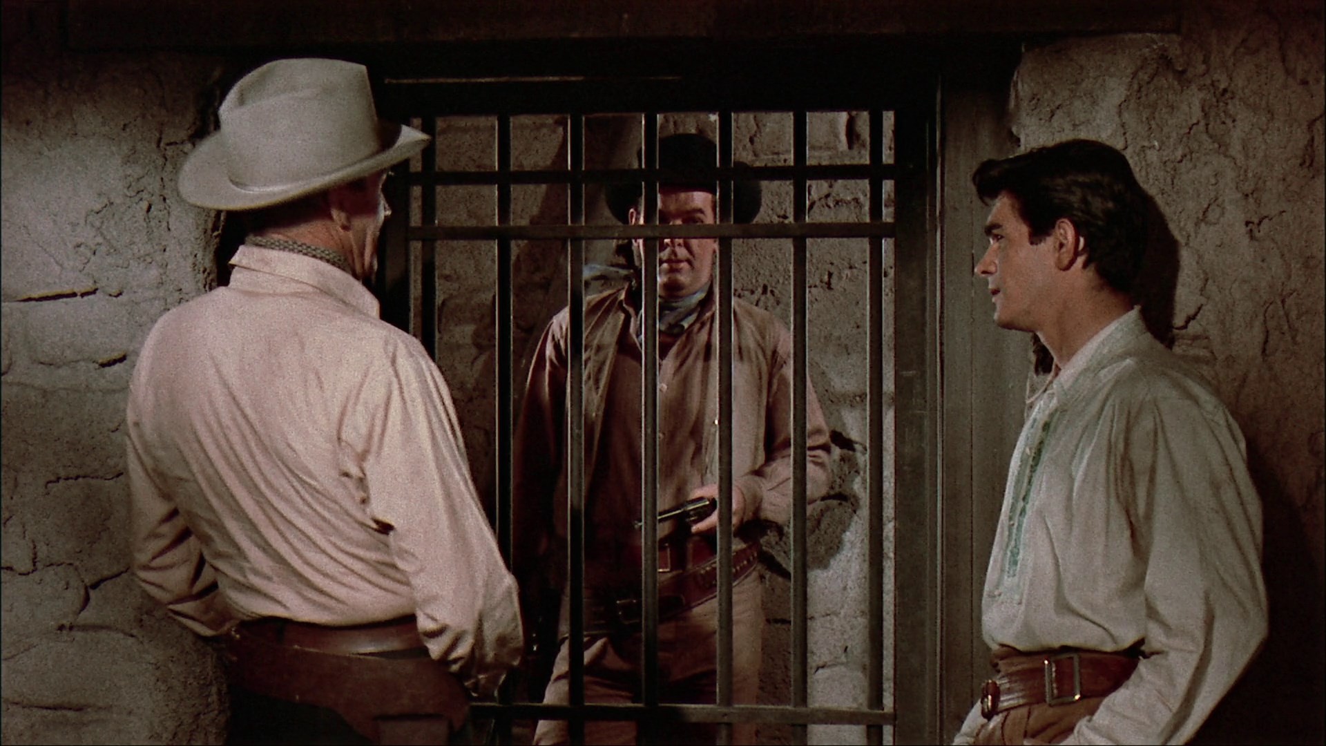 Buchanan Rides Alone (1958) —  shot,  lighting