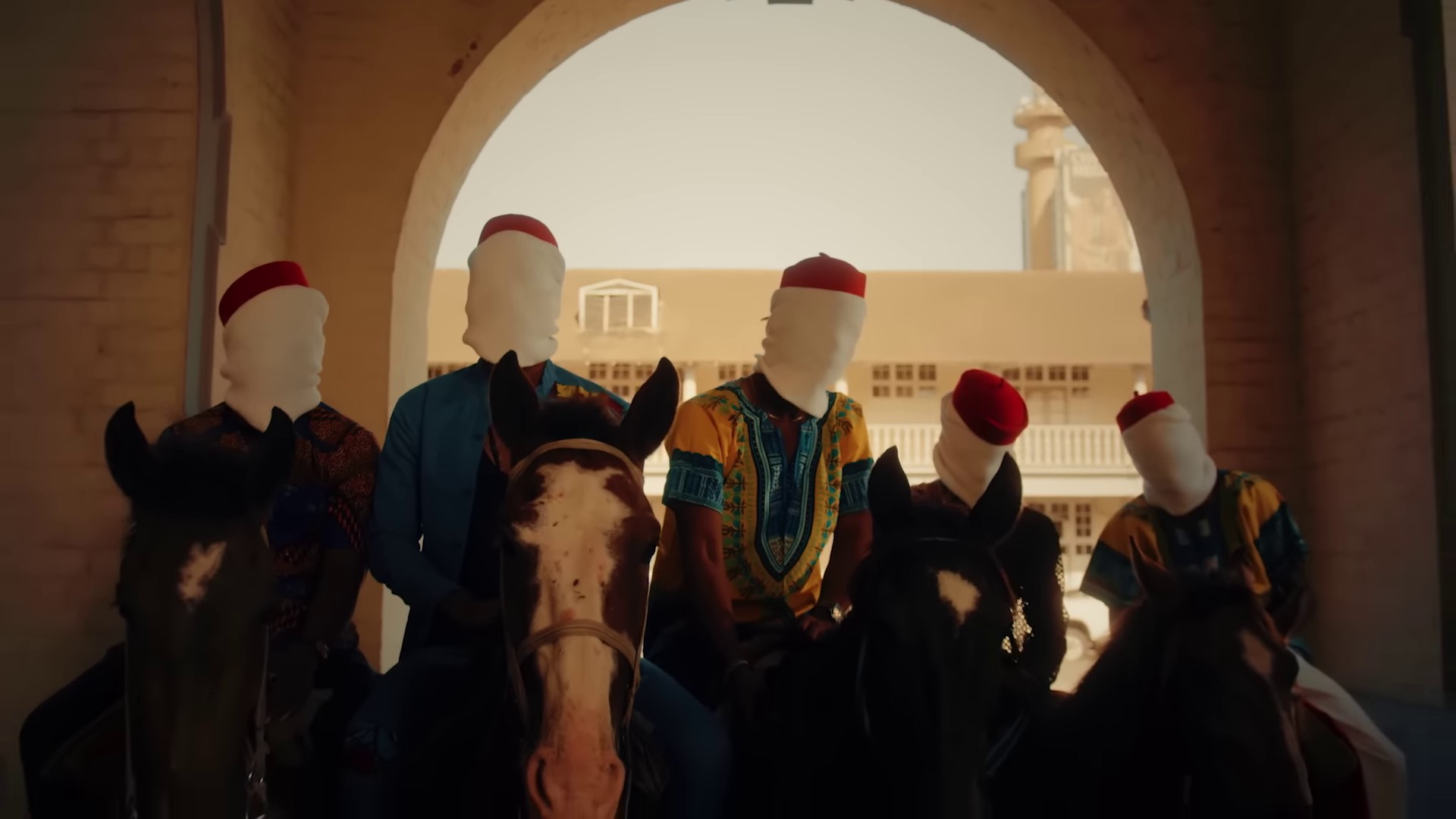 Ojapiano  (2023) —  shot,  lighting