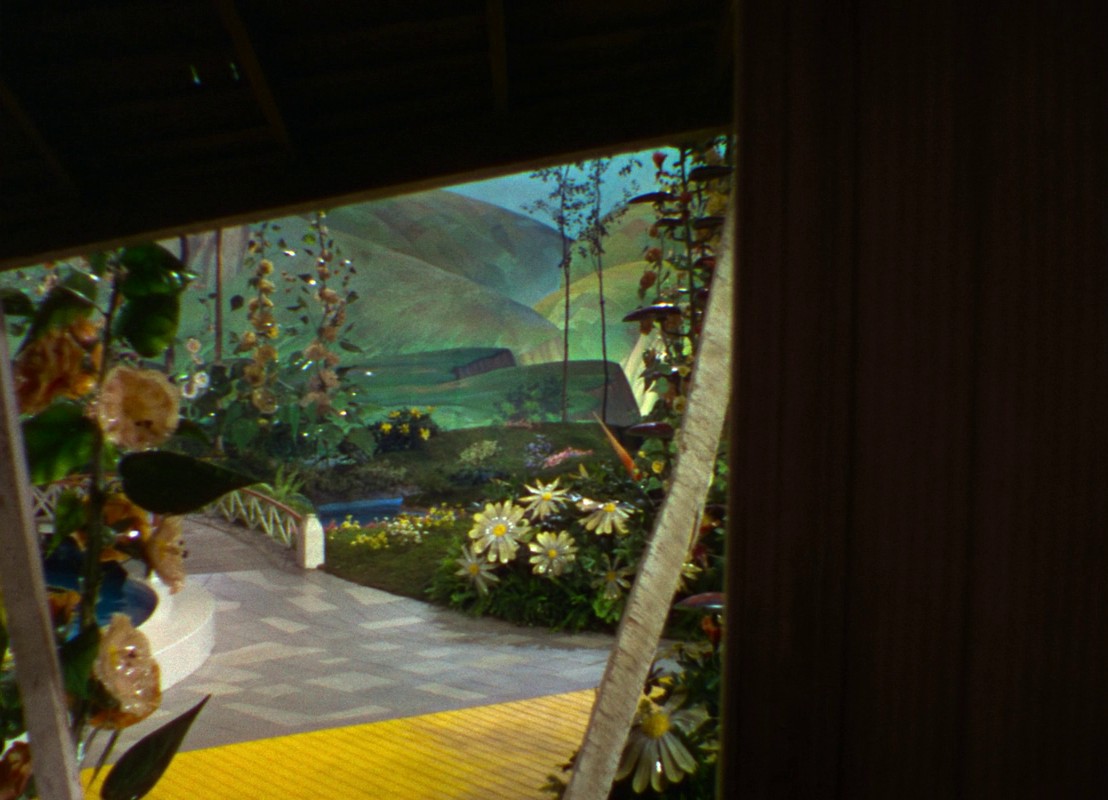 Babylon (2022) —  shot,  lighting