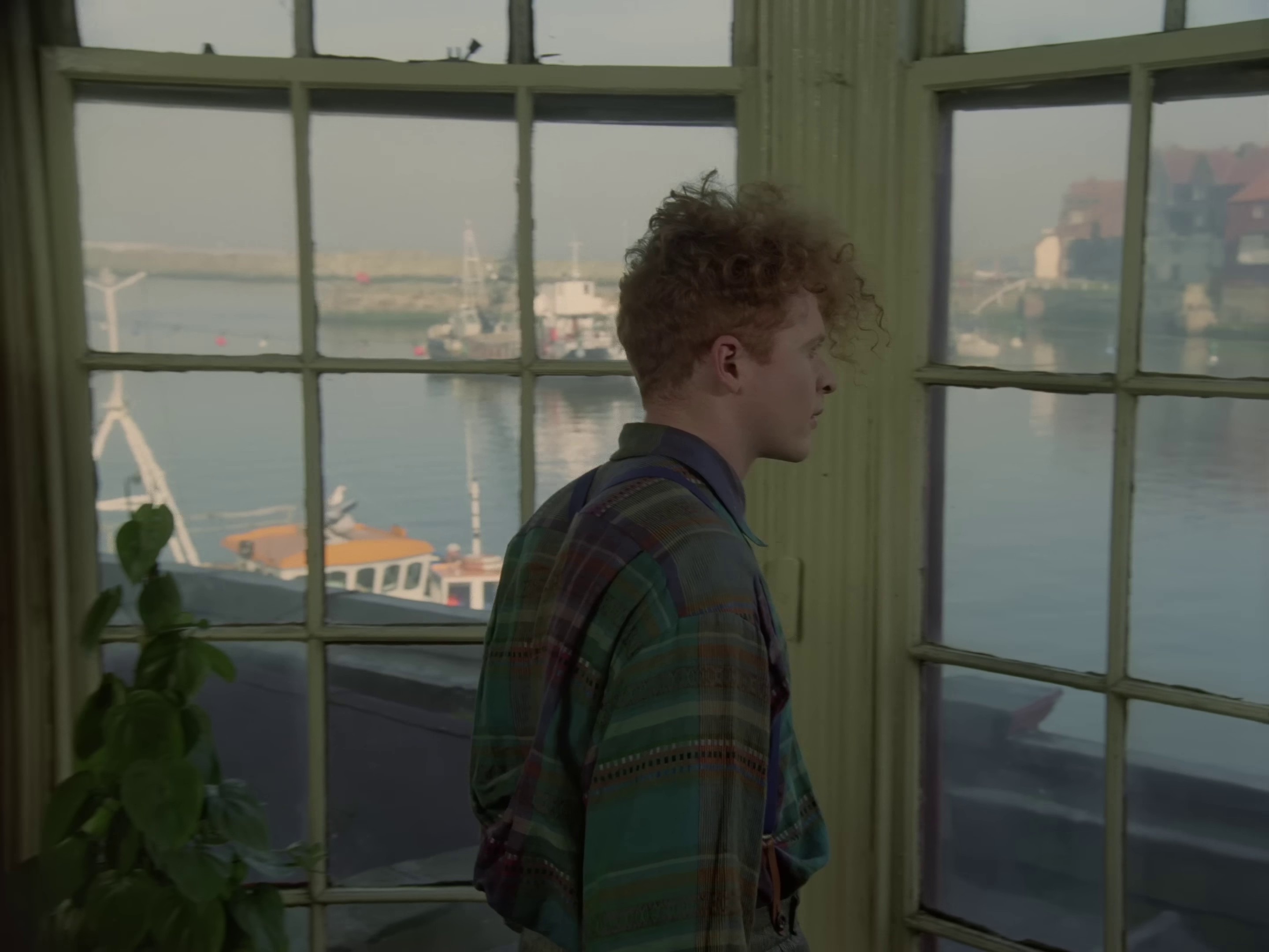 Holding Back The Years (1985) —  shot,  lighting