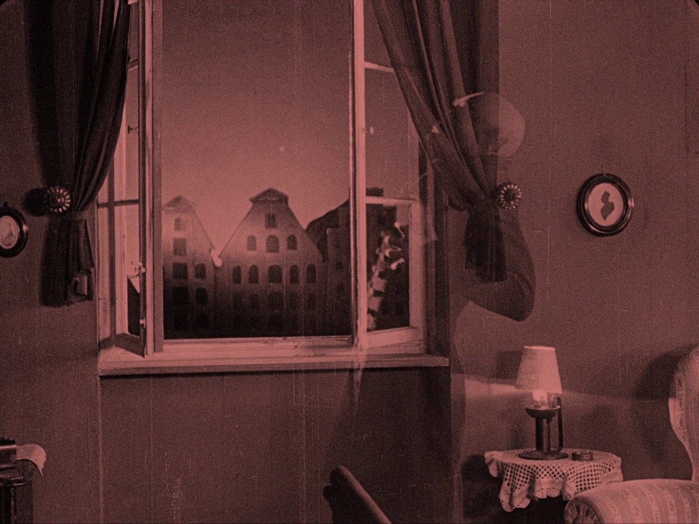 Nosferatu: A Symphony of Horror (1922) —  shot,  lighting