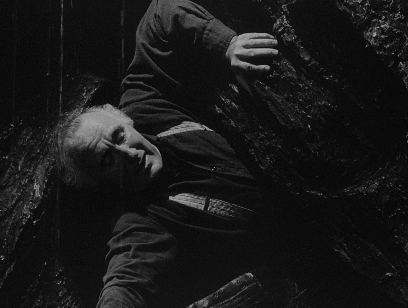 How Green Was My Valley (1950) —  shot,  lighting