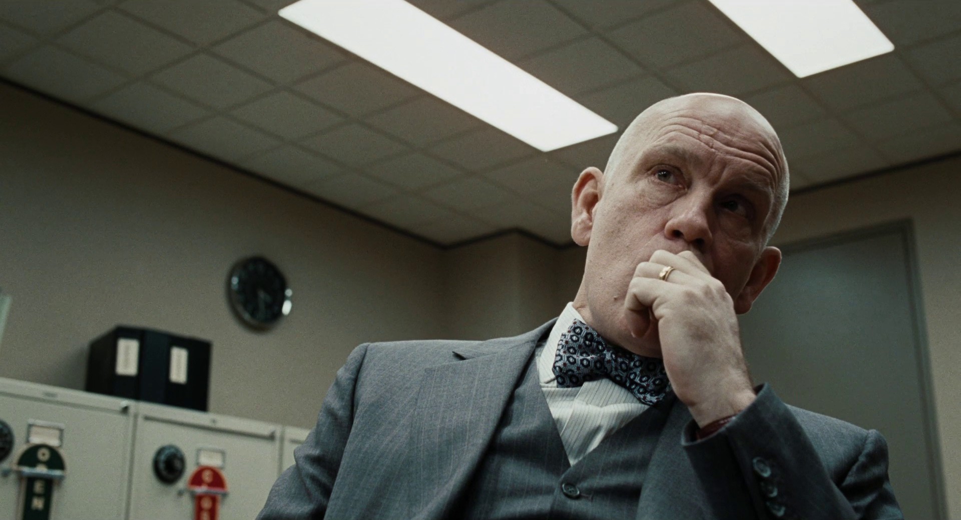 Burn After Reading (2008) —  shot,  lighting