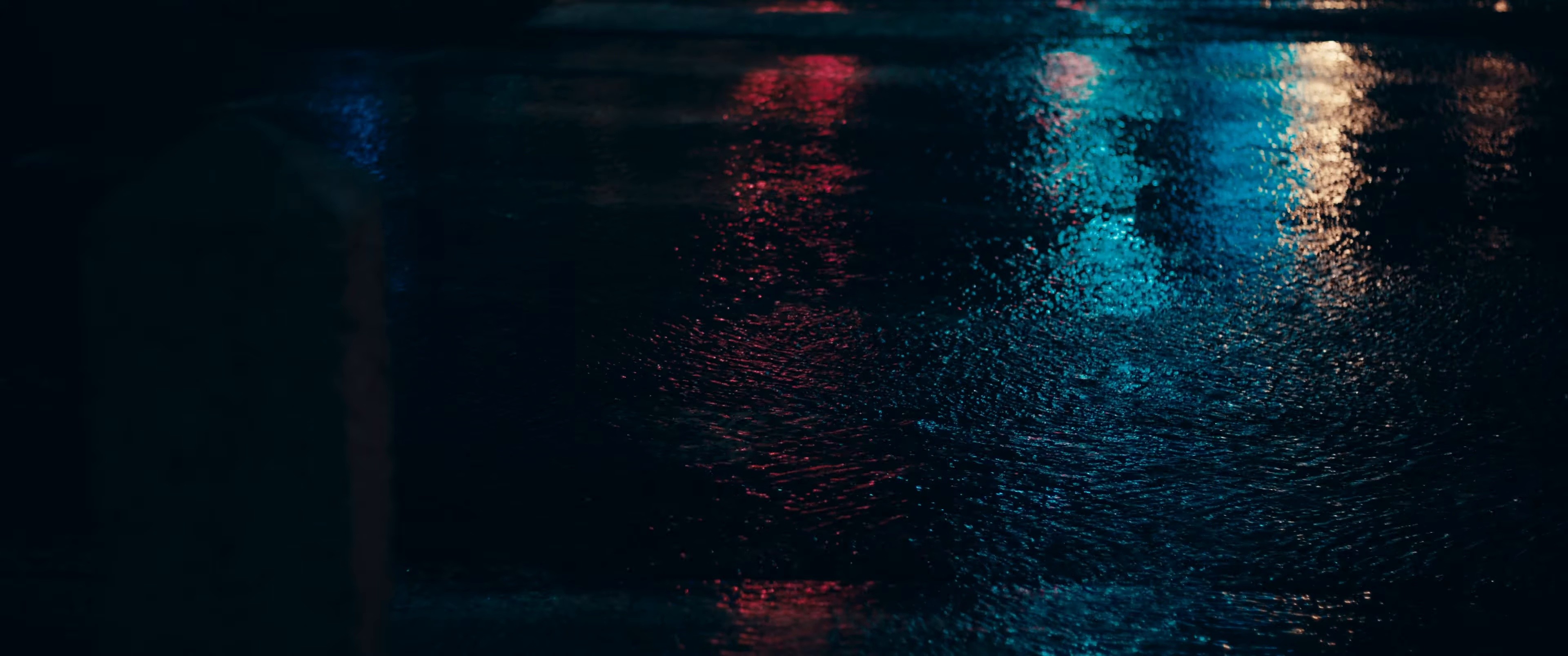 Comfortable (2025) —  shot,  lighting