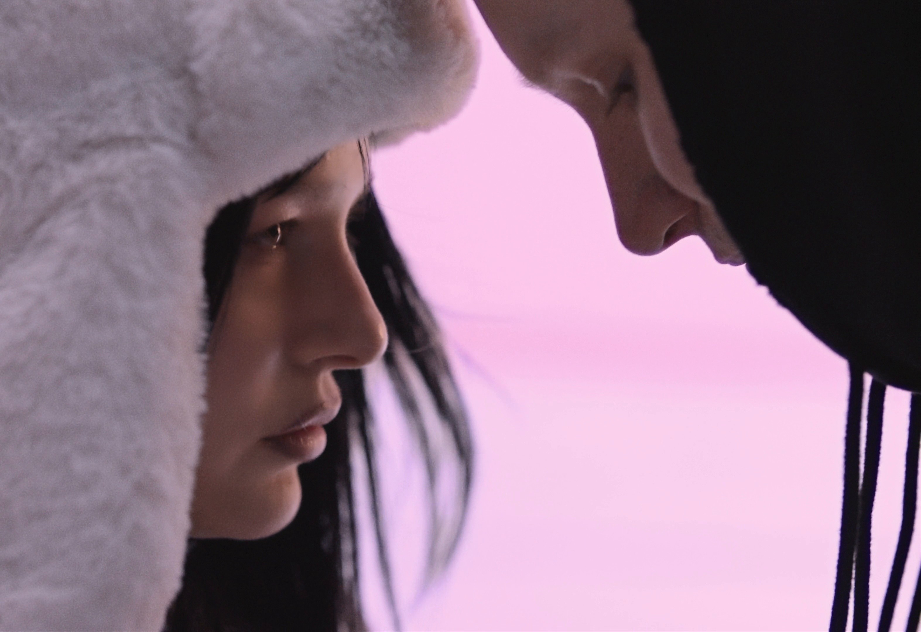 Brutalismus3000 x Tinder (2025) —  shot,  lighting