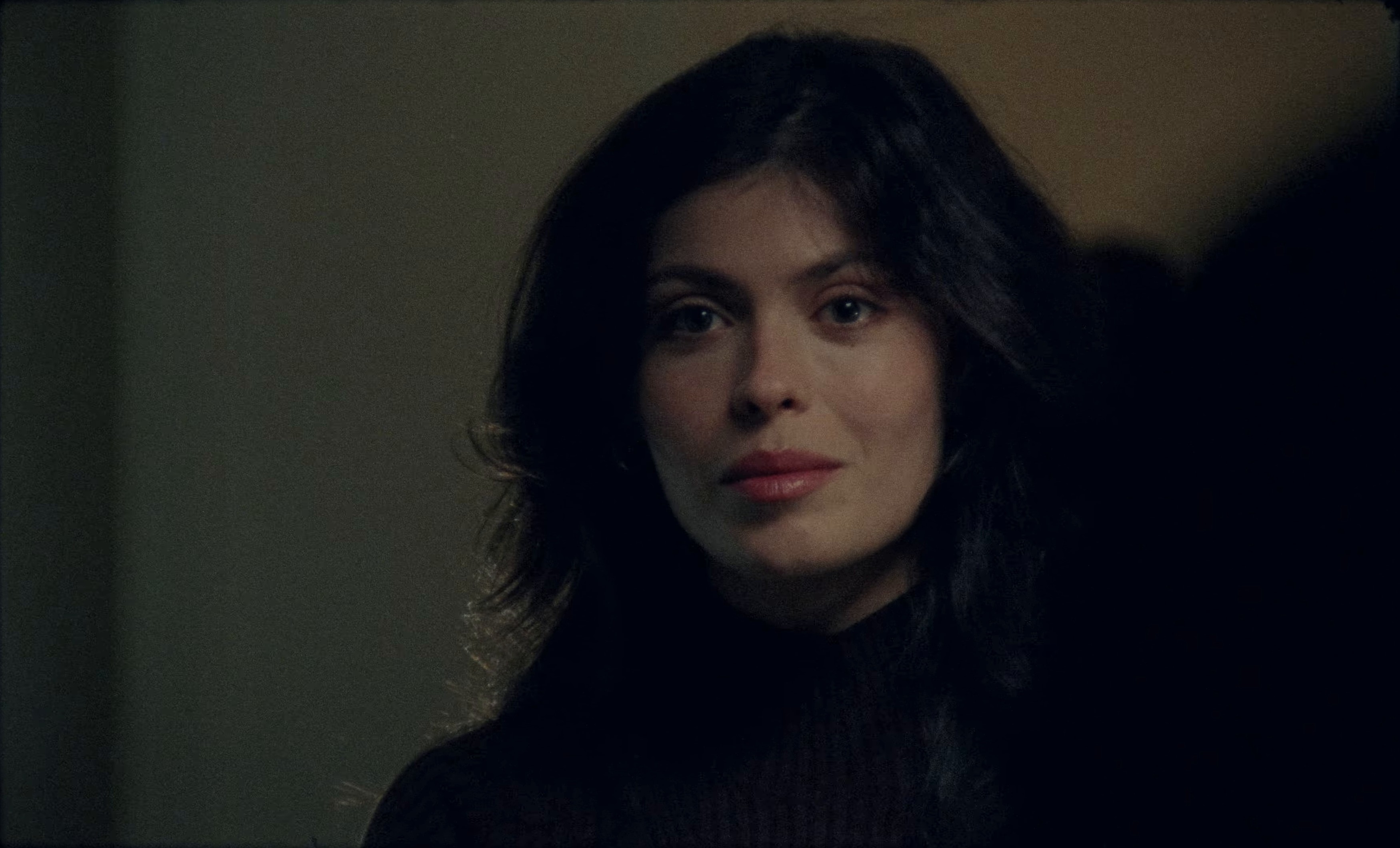 Derrière moi (2024) —  shot,  lighting