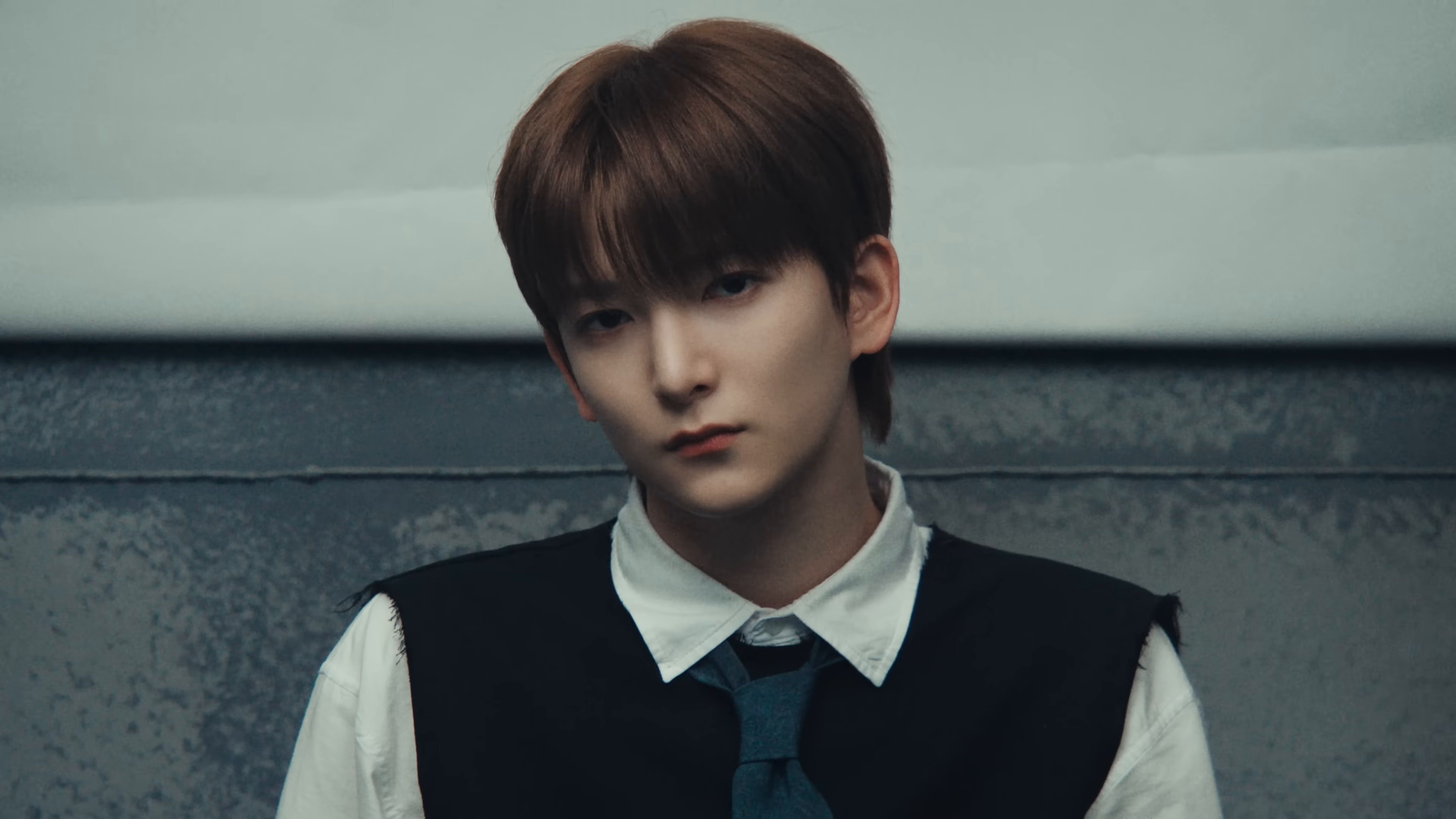 awesome (2025) —  shot,  lighting