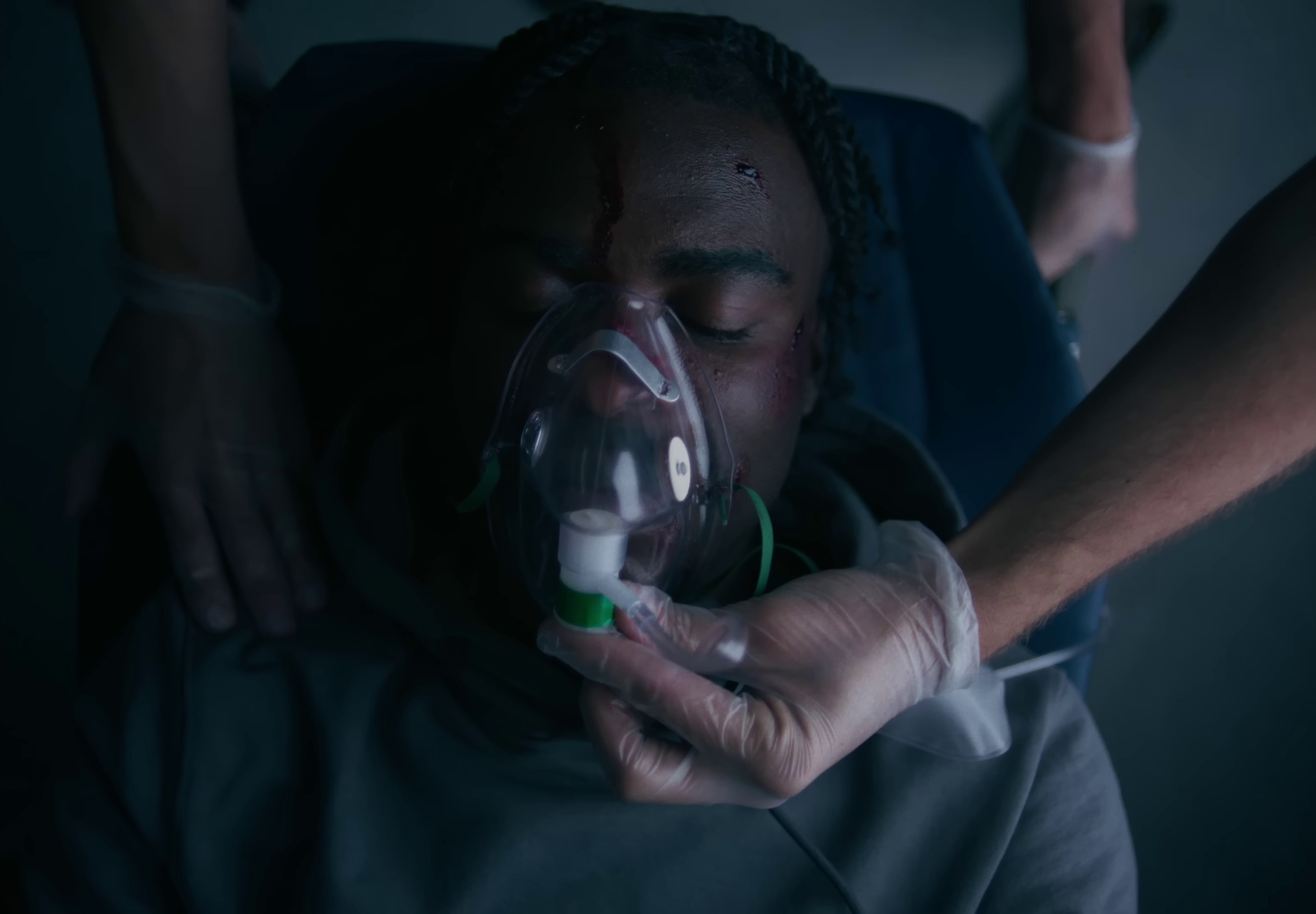 Ça va  (2023) —  shot,  lighting