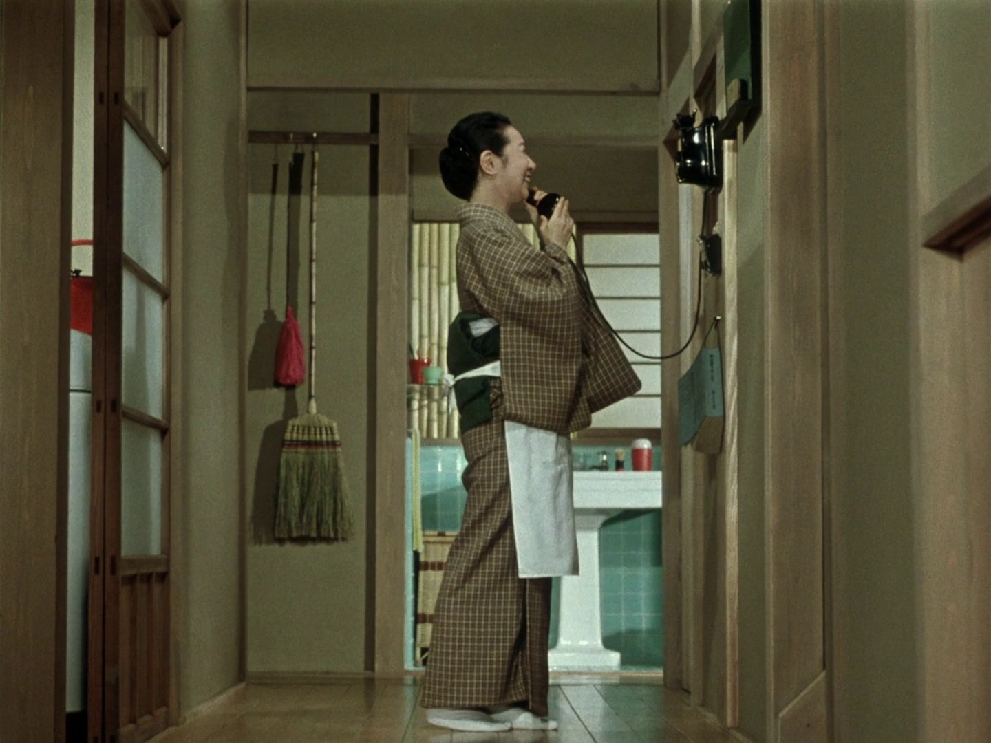 Equinox Flower (1958) —  shot,  lighting