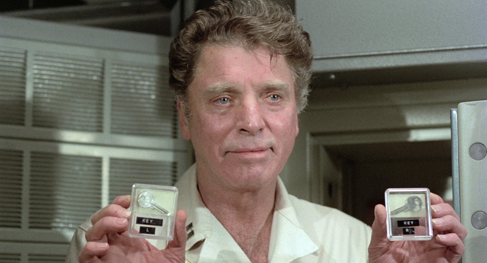 Twilight's Last Gleaming (1977) —  shot,  lighting