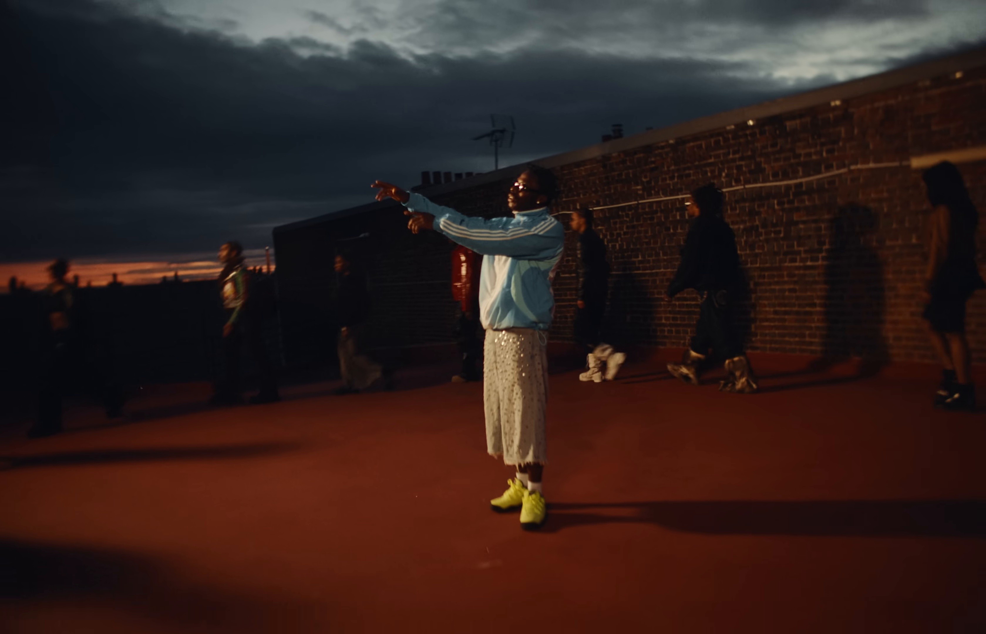 Uhh Yeahh (2024) —  shot,  lighting