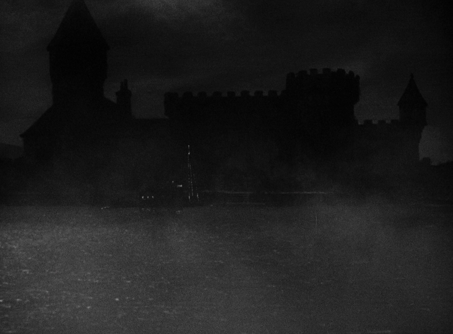 Horror Island (1941) —  shot,  lighting