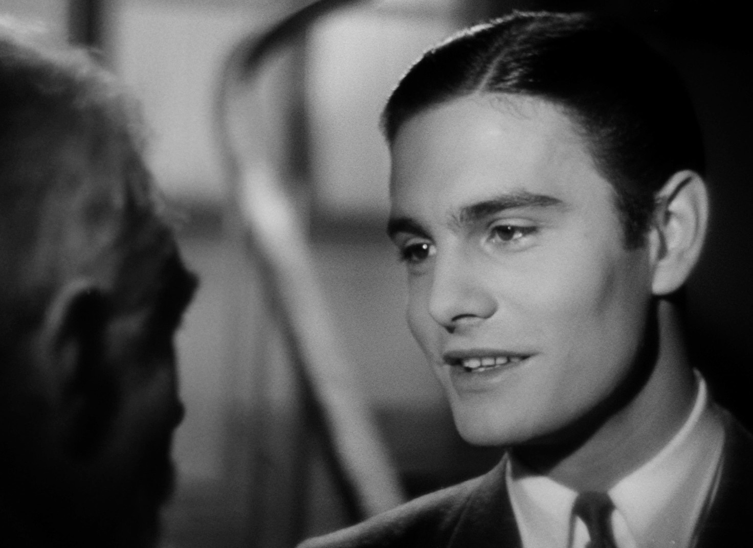 Immortal France (1943) —  shot,  lighting