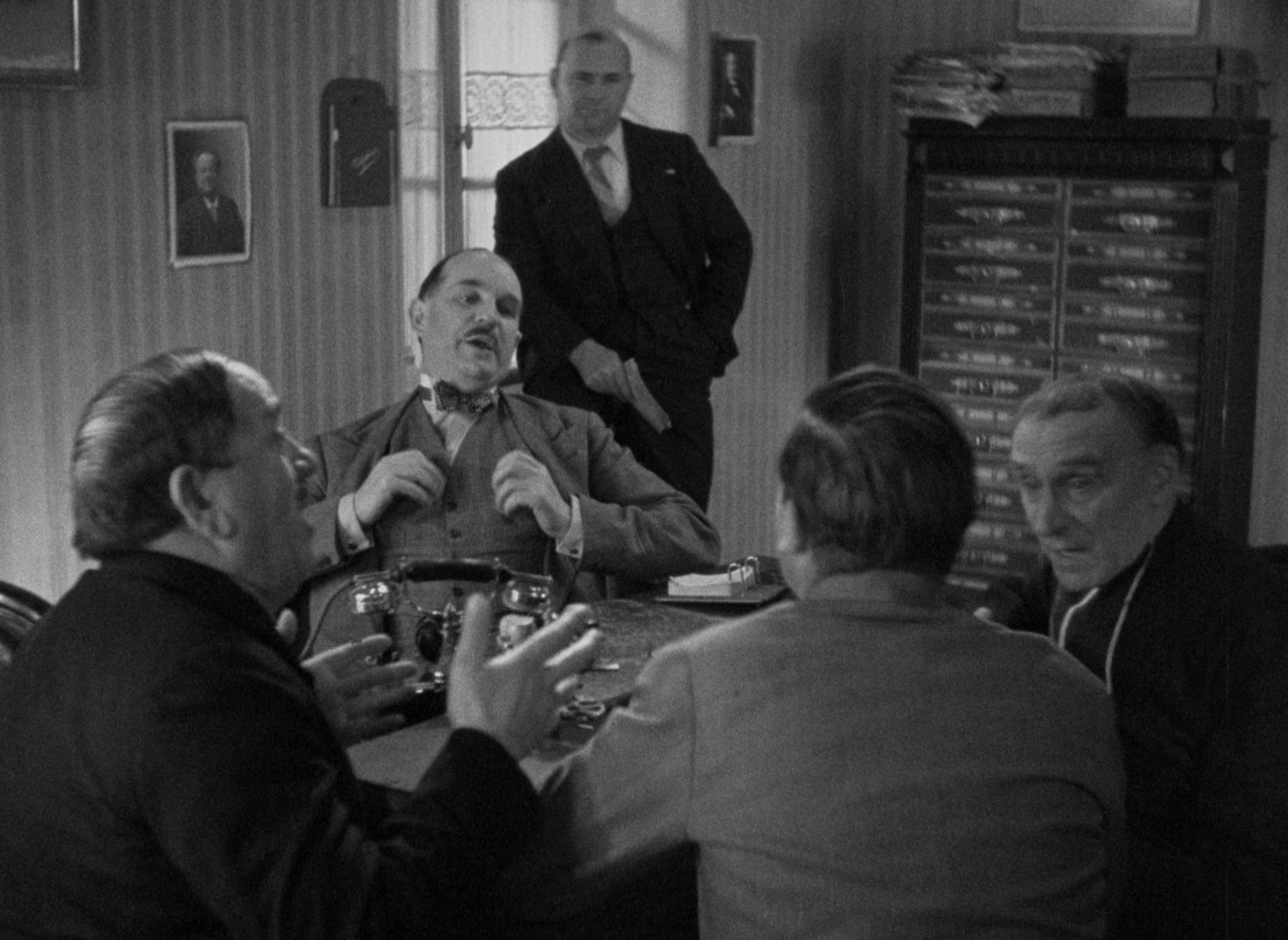 Justin de Marseille (1935) —  shot,  lighting