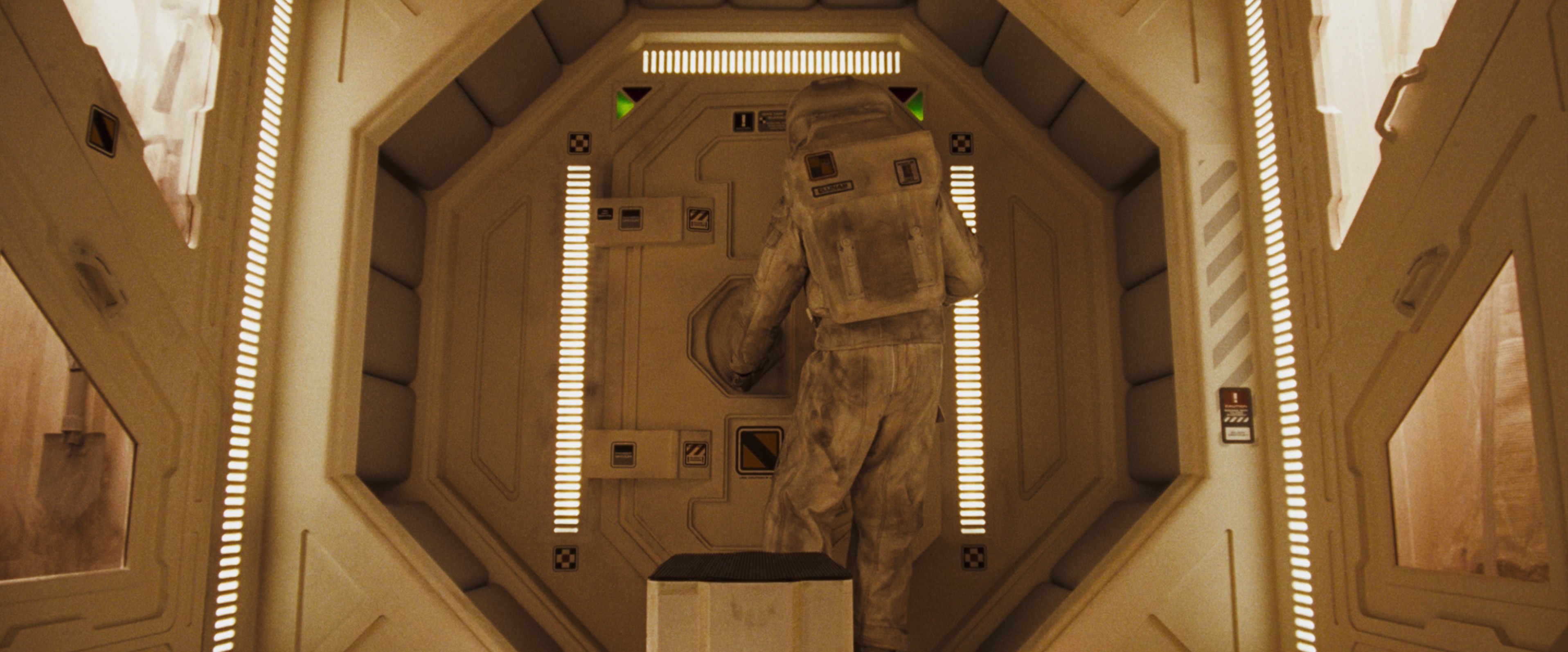 Moon (2009) —  shot,  lighting