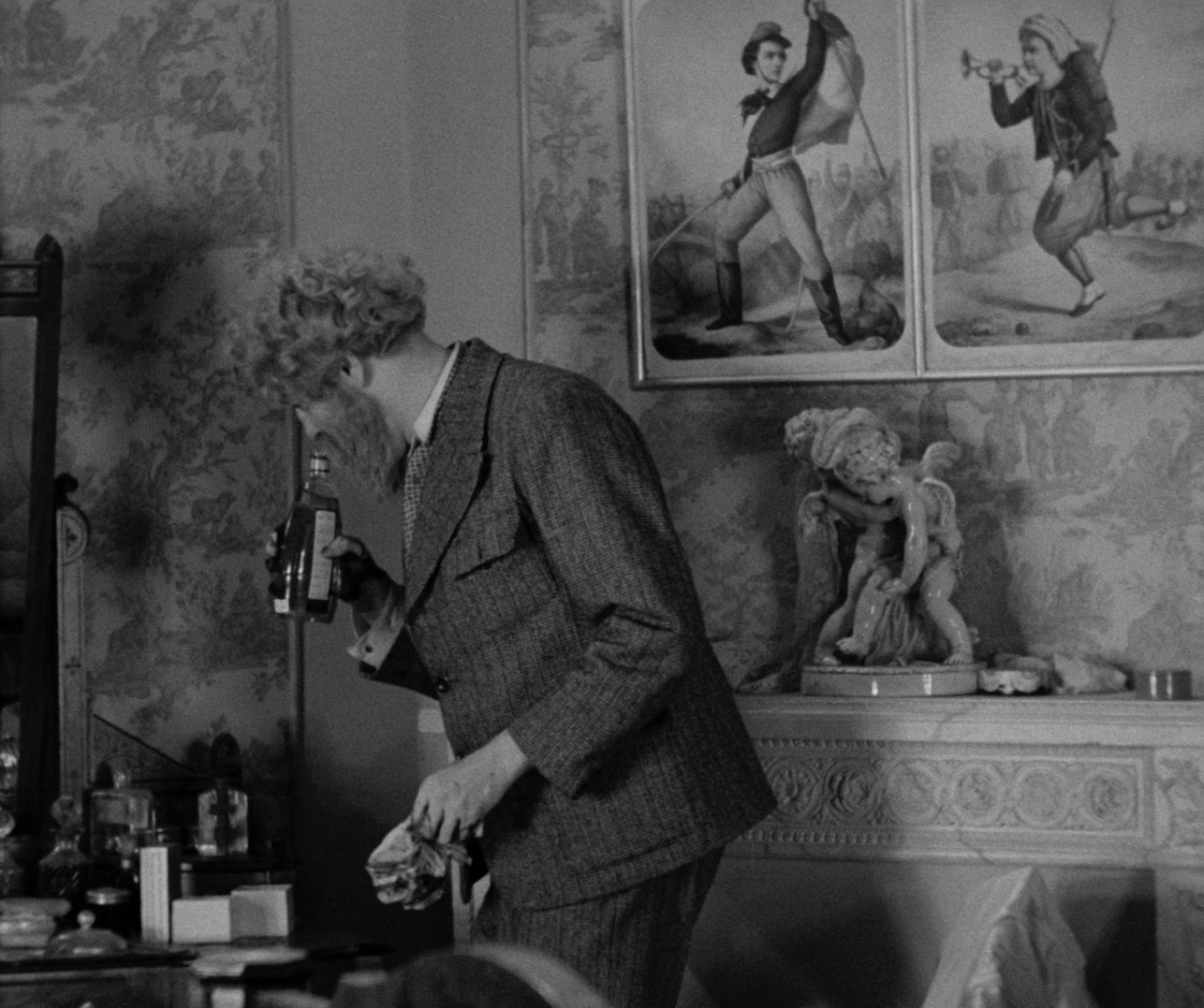 Boudu Saved from Drowning (1932) —  shot,  lighting